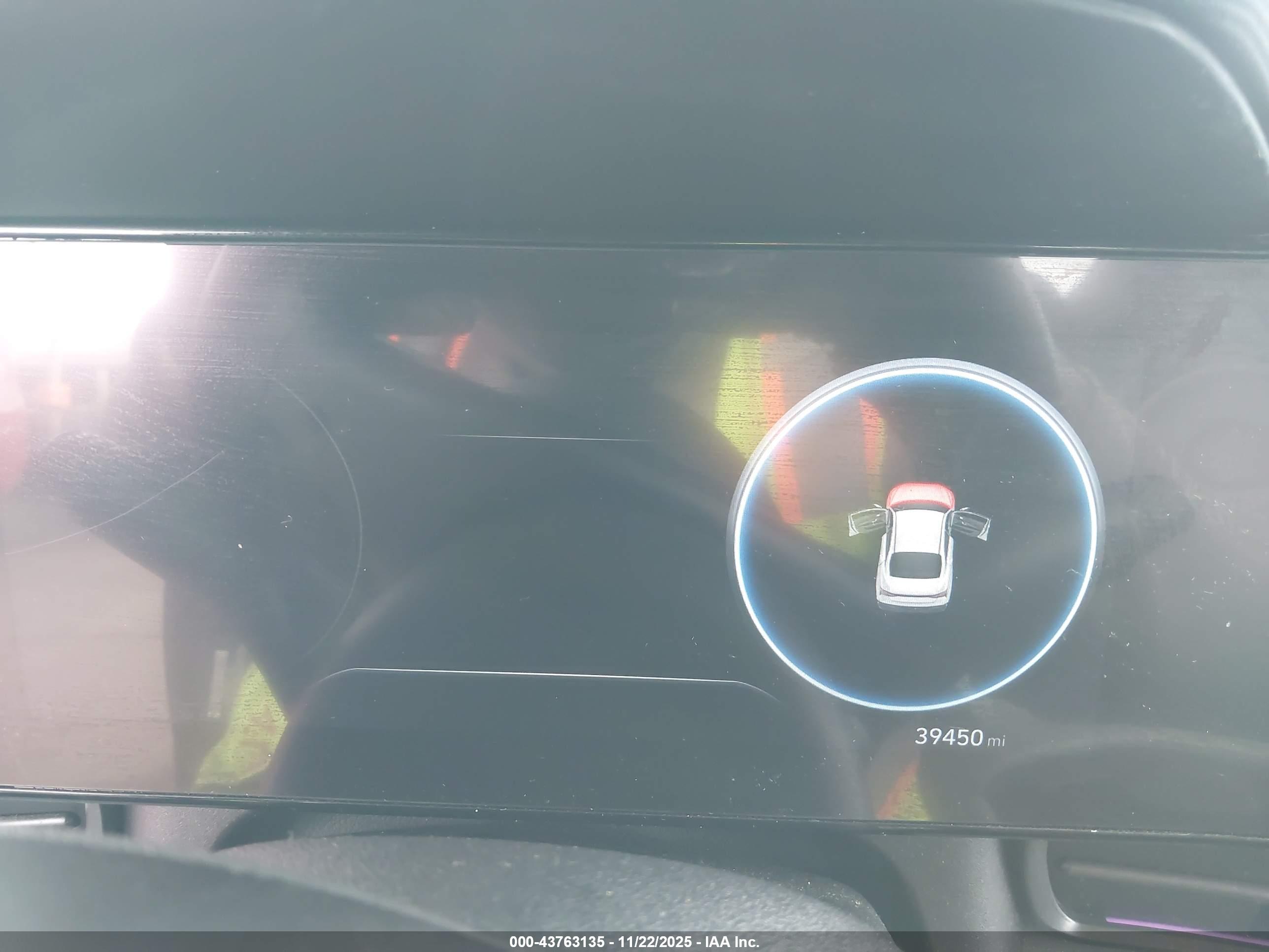 HYUNDAI ELANTRA image 7