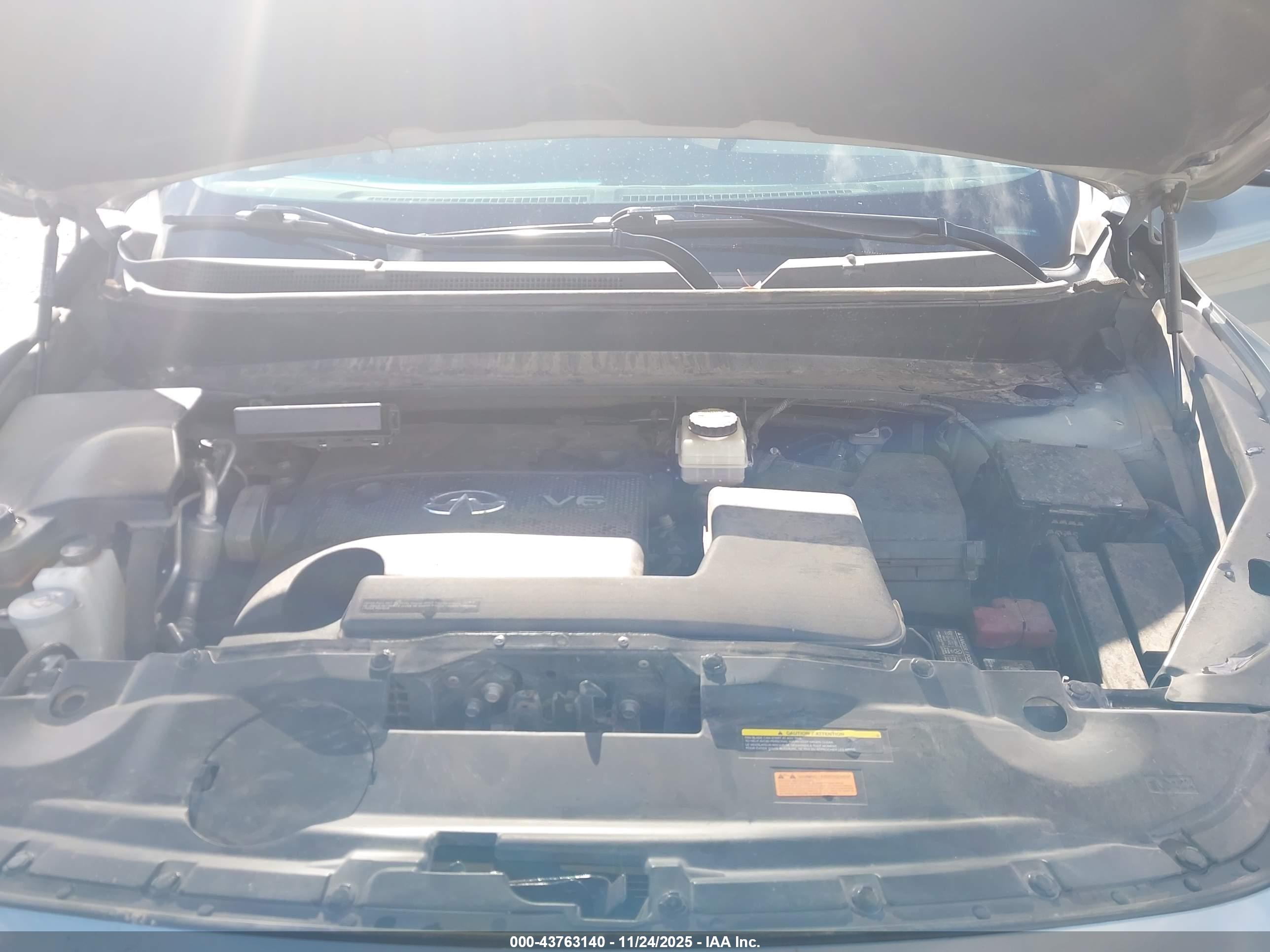 INFINITI QX60 image 10