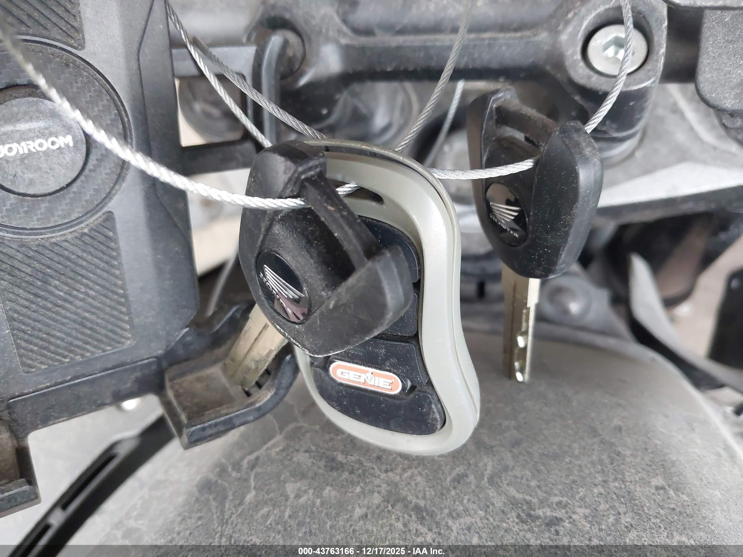 HONDA CB500 image 11