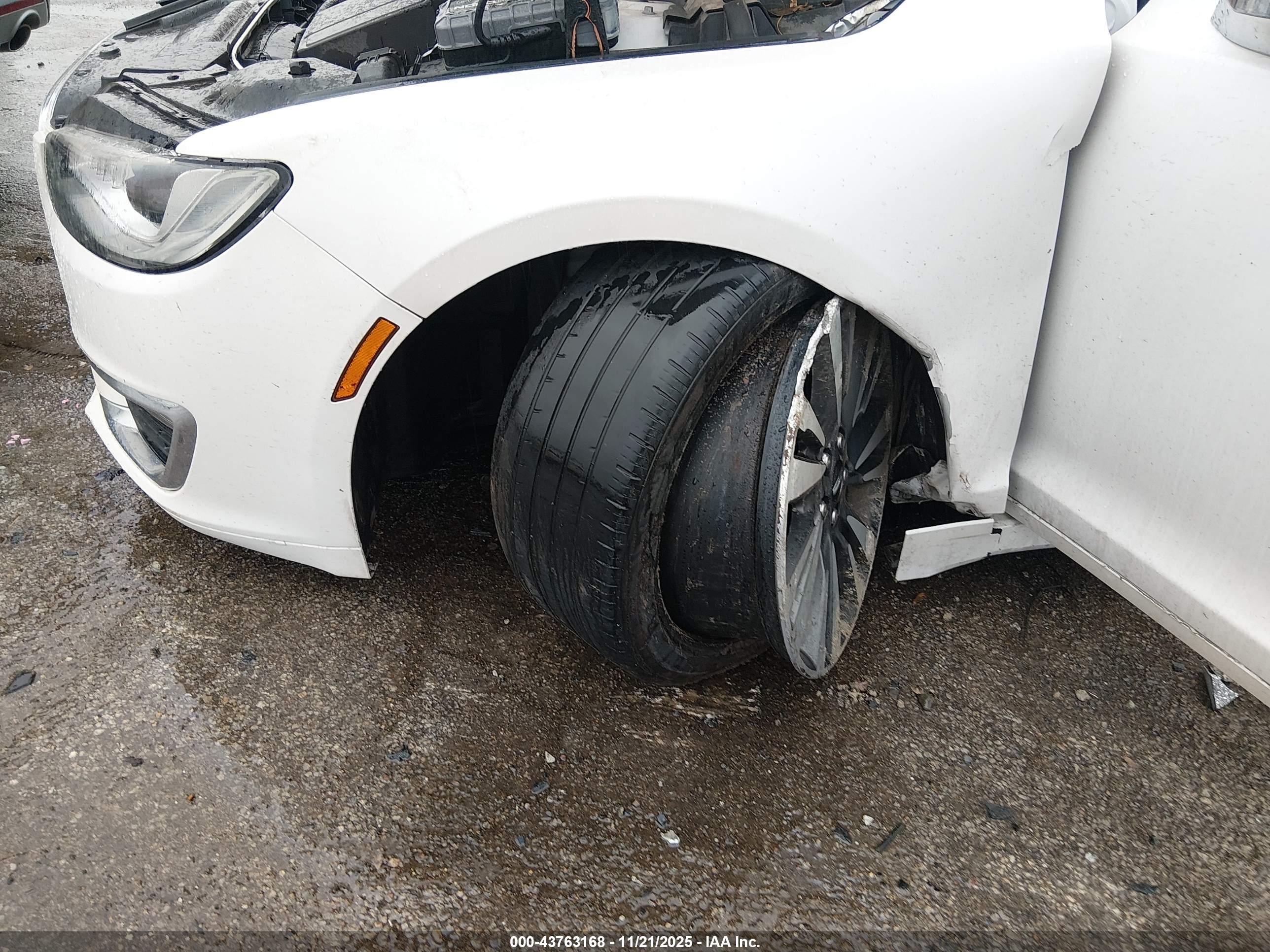 LINCOLN MKZ image 6