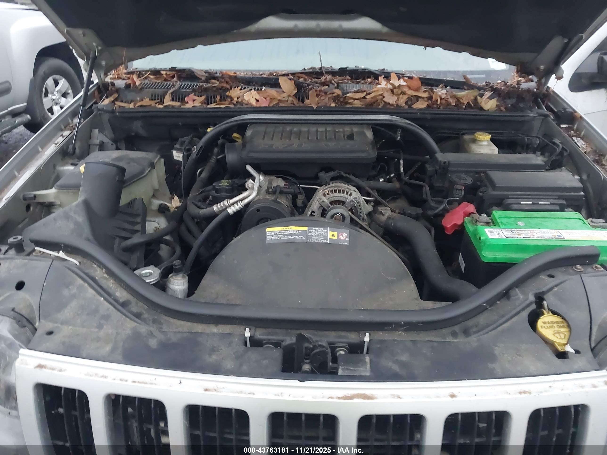 JEEP GRAND image 10