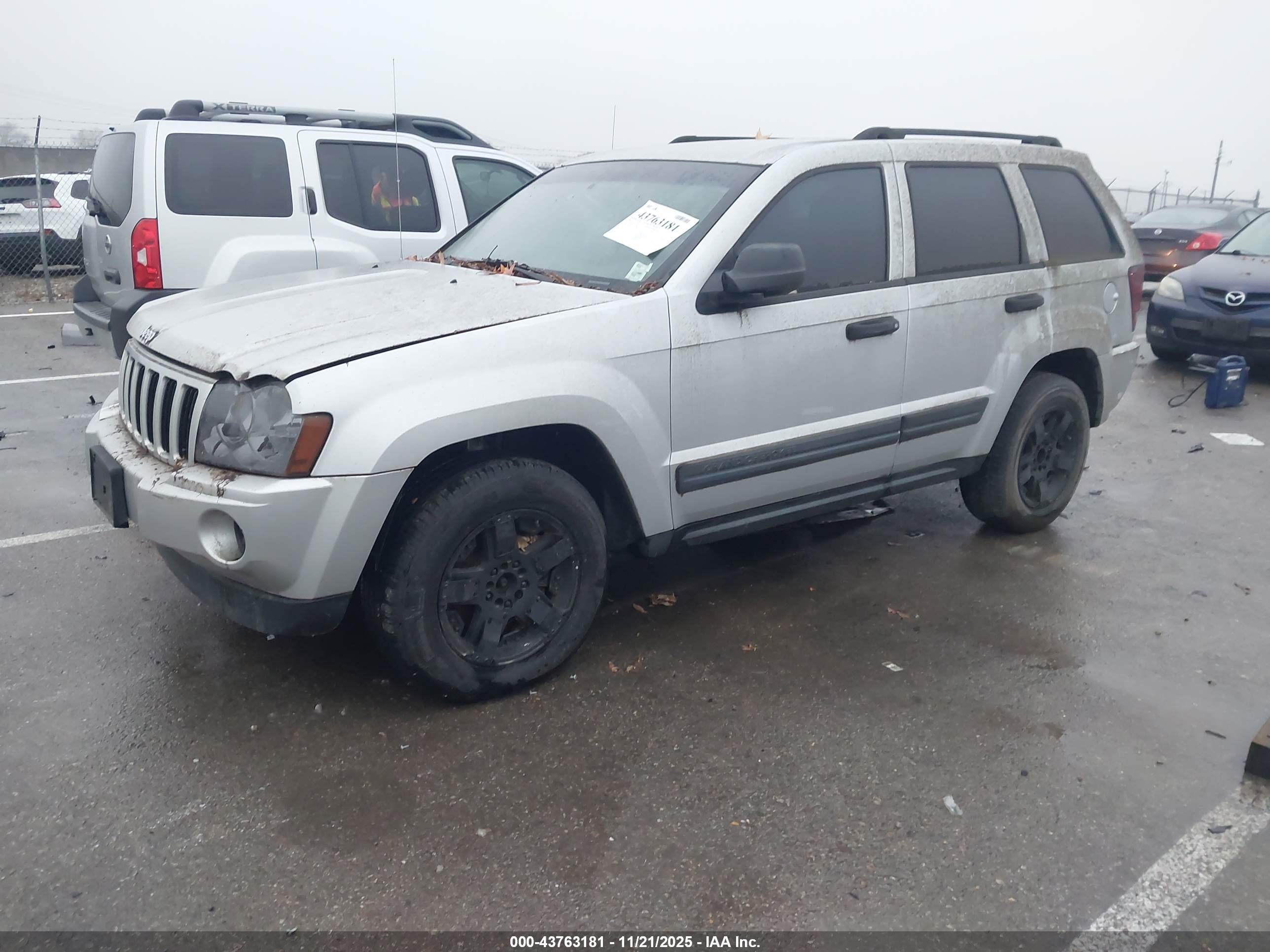 JEEP GRAND image 2