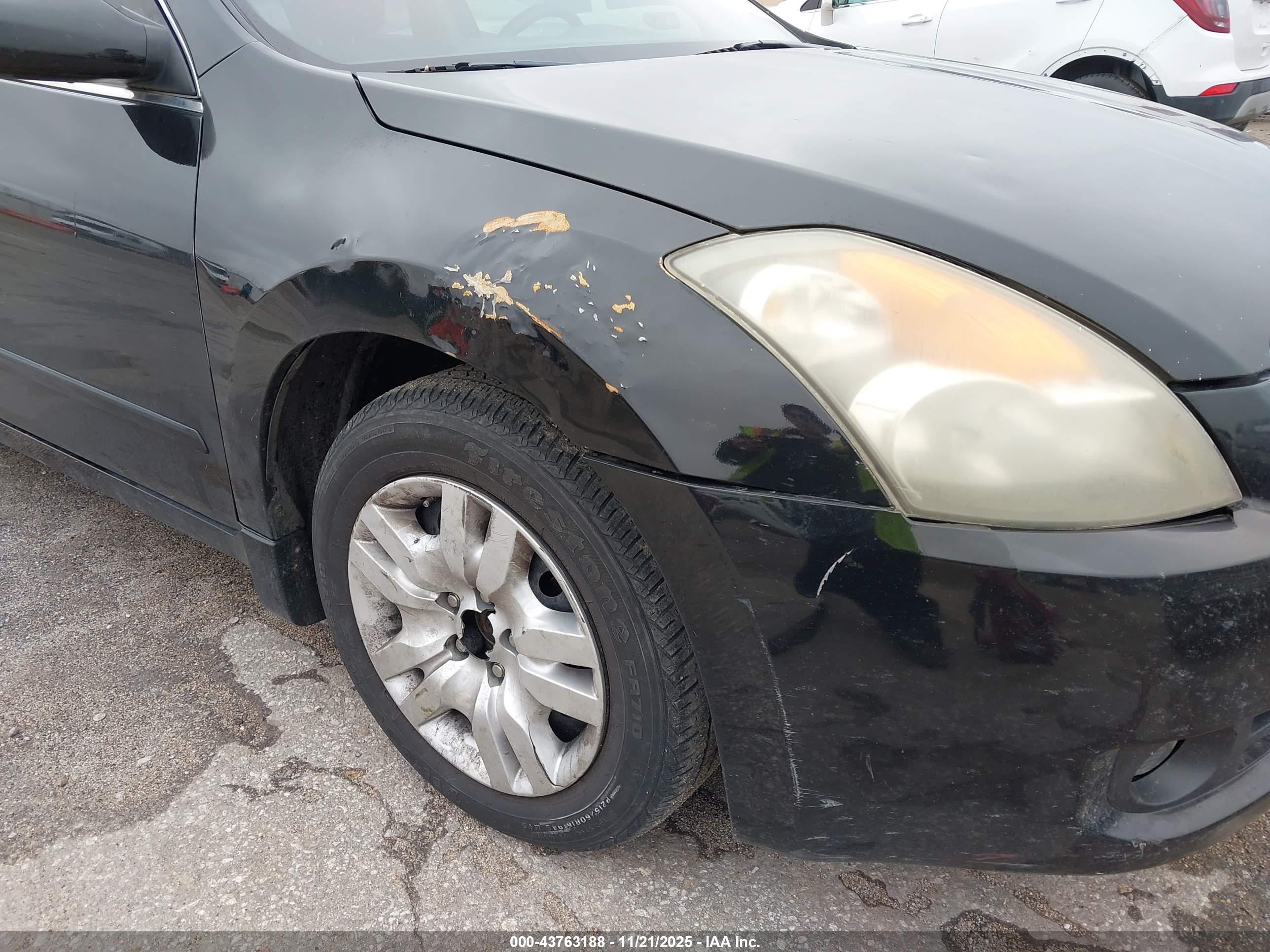 NISSAN ALTIMA image 6