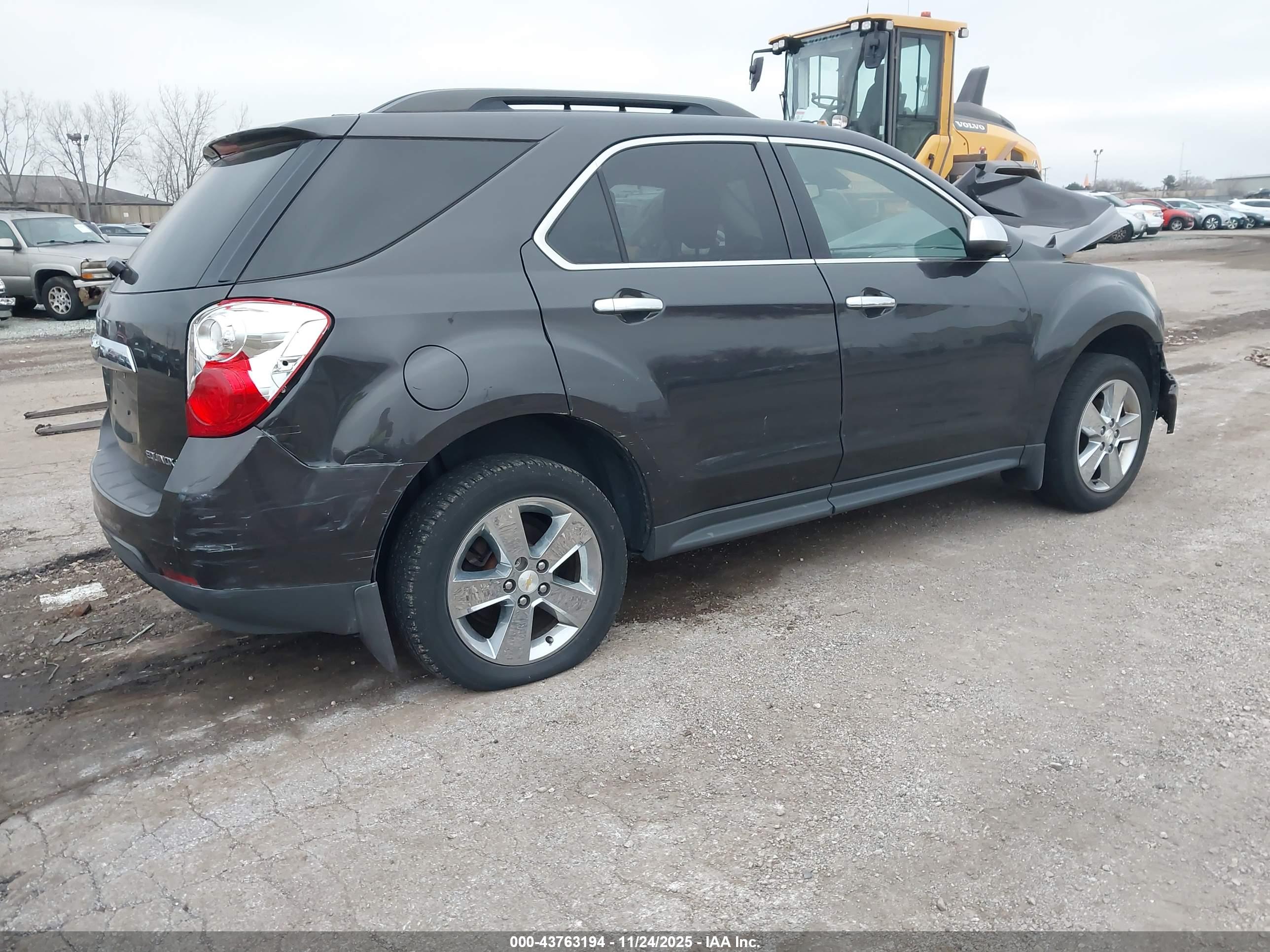 CHEVROLET EQUINOX image 4