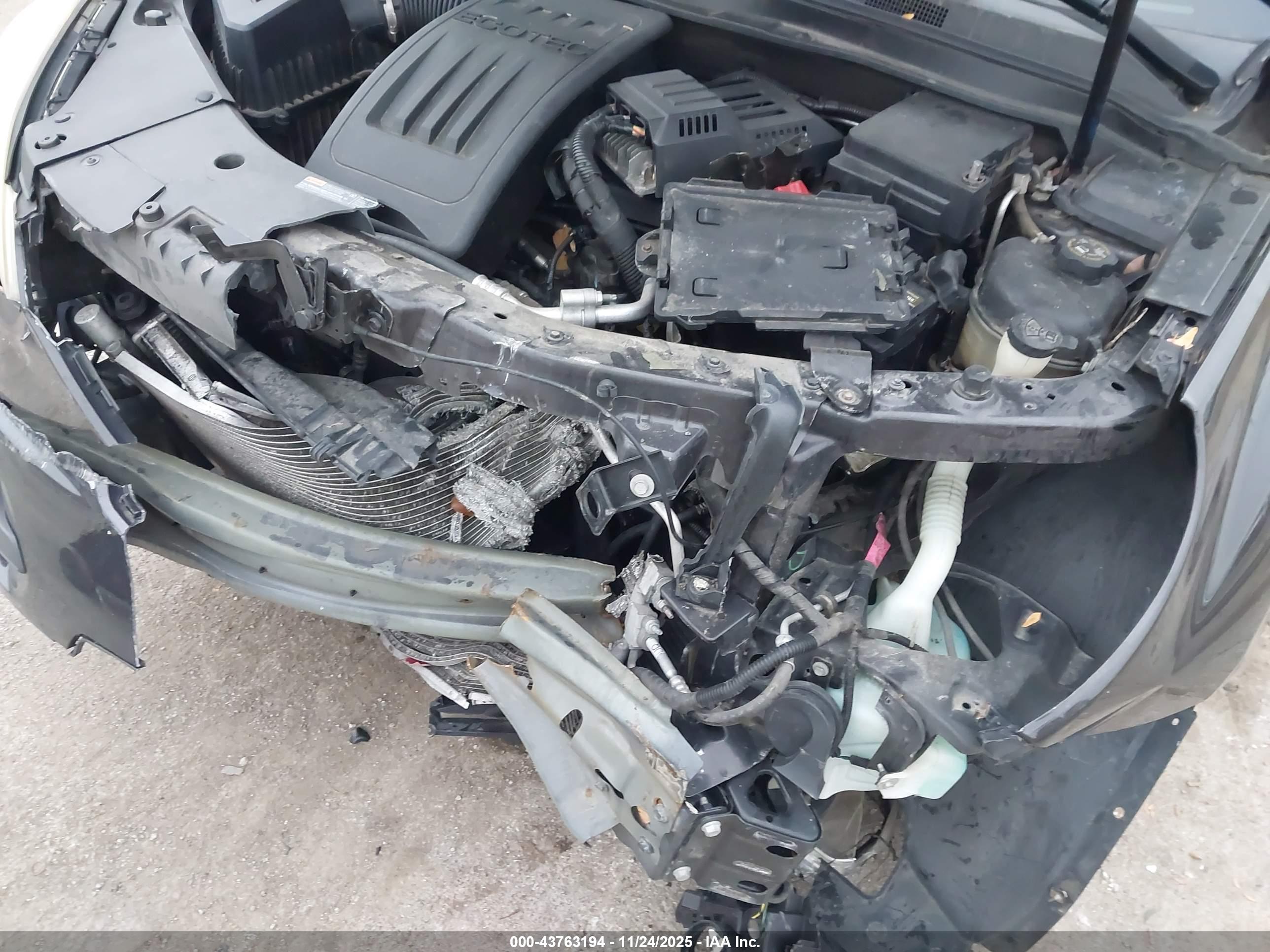 CHEVROLET EQUINOX image 6
