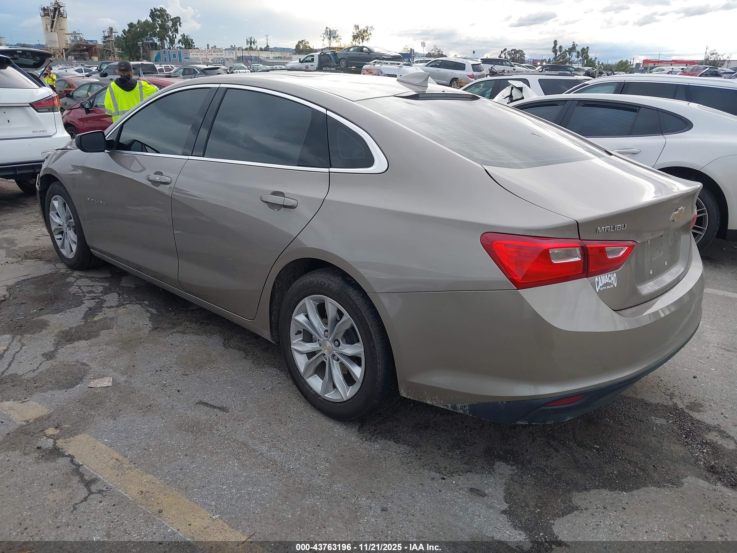 CHEVROLET MALIBU image 3