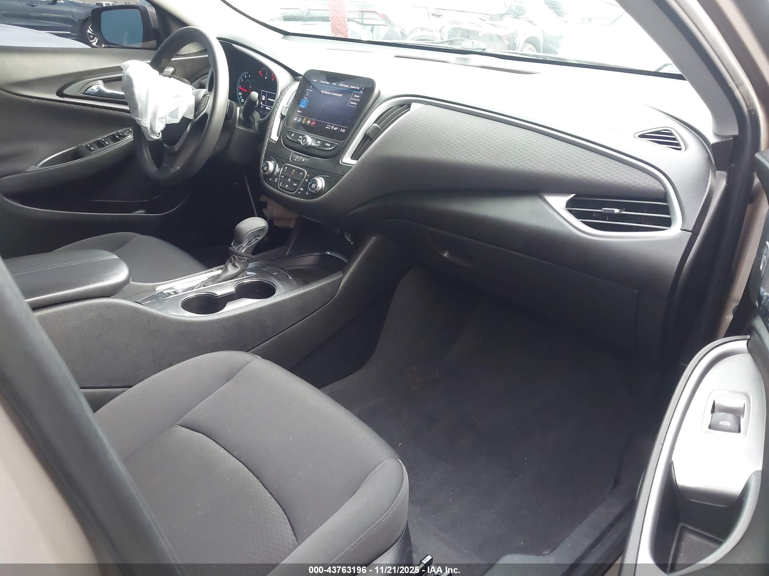 CHEVROLET MALIBU image 5
