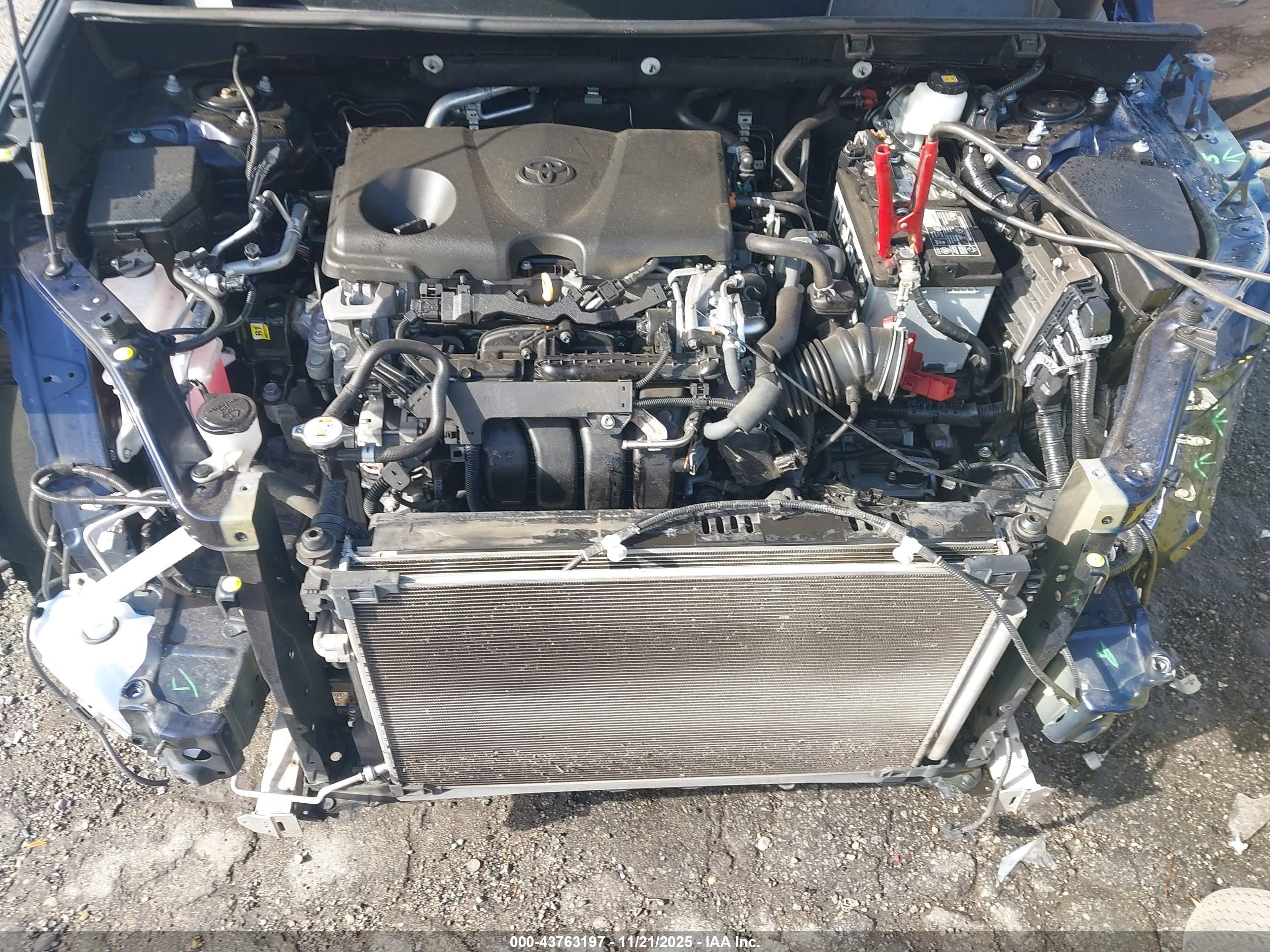 TOYOTA RAV4 image 10