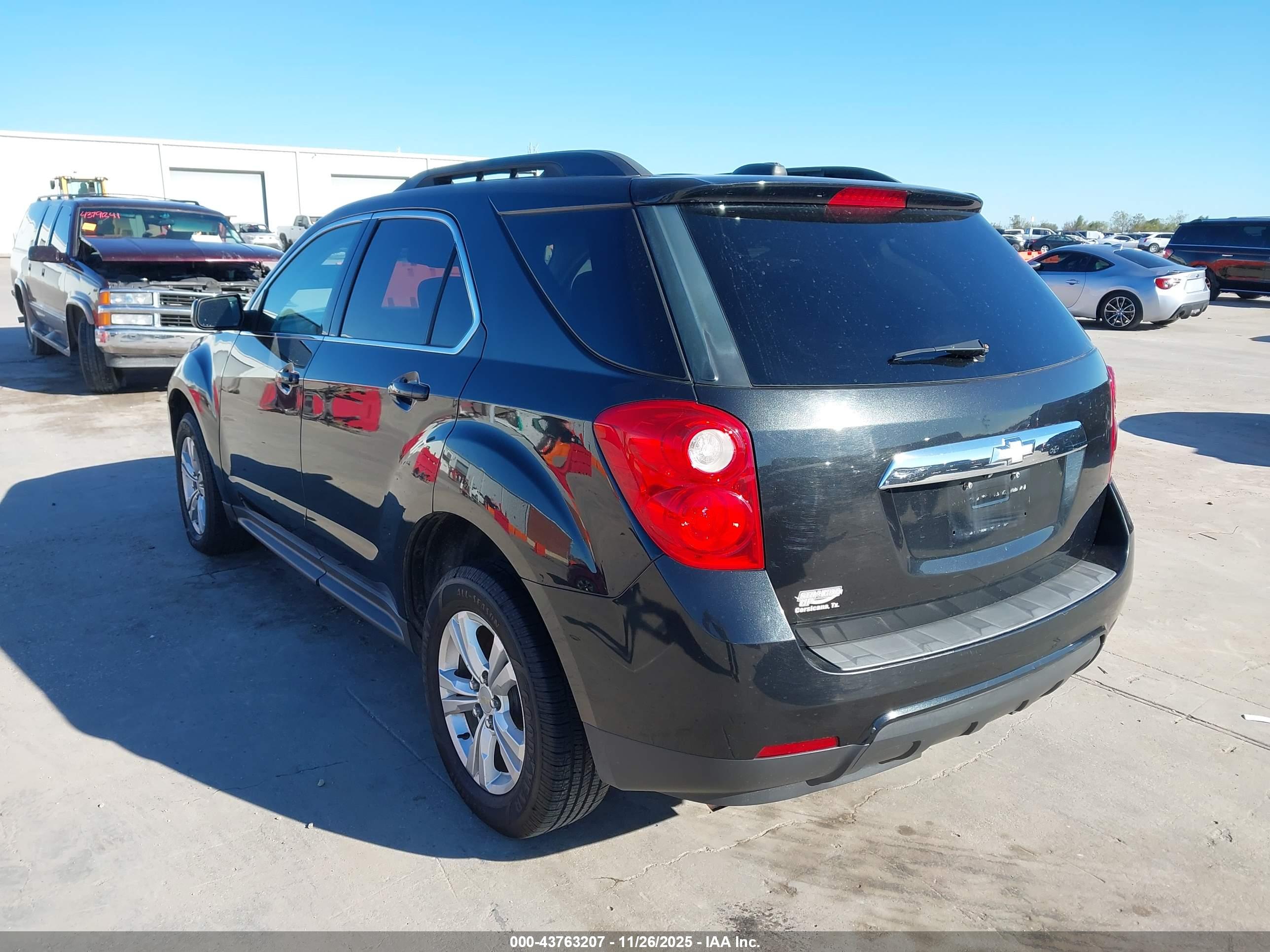 CHEVROLET EQUINOX image 3