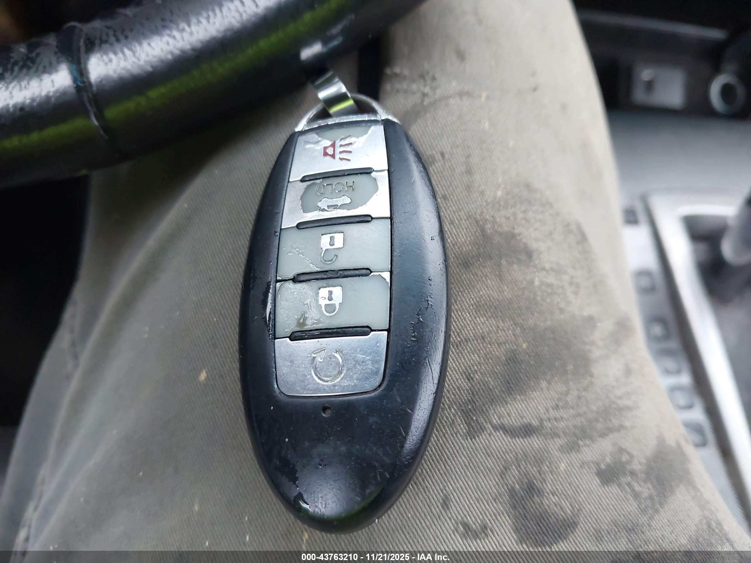 NISSAN ALTIMA image 11
