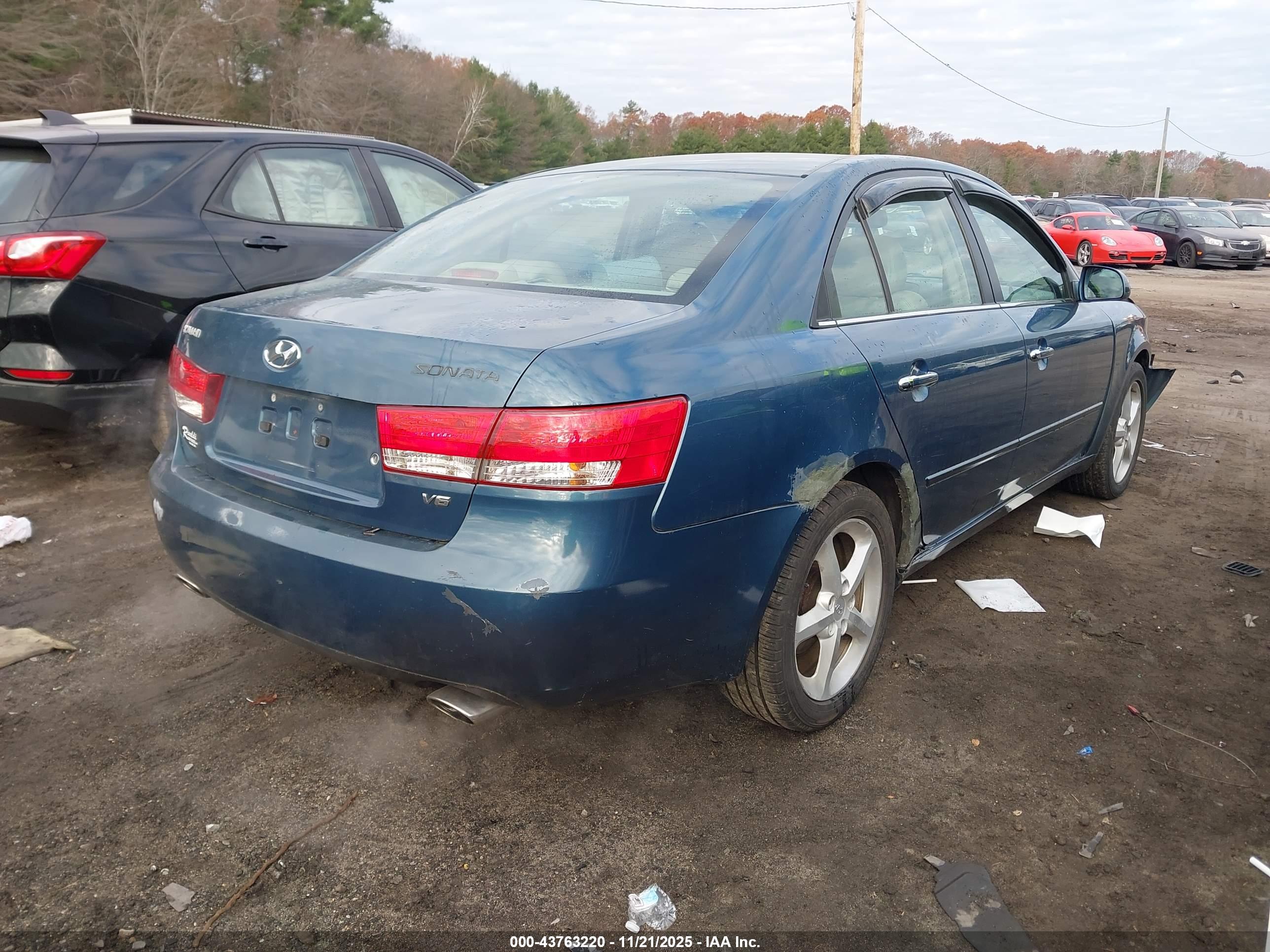 HYUNDAI SONATA image 4