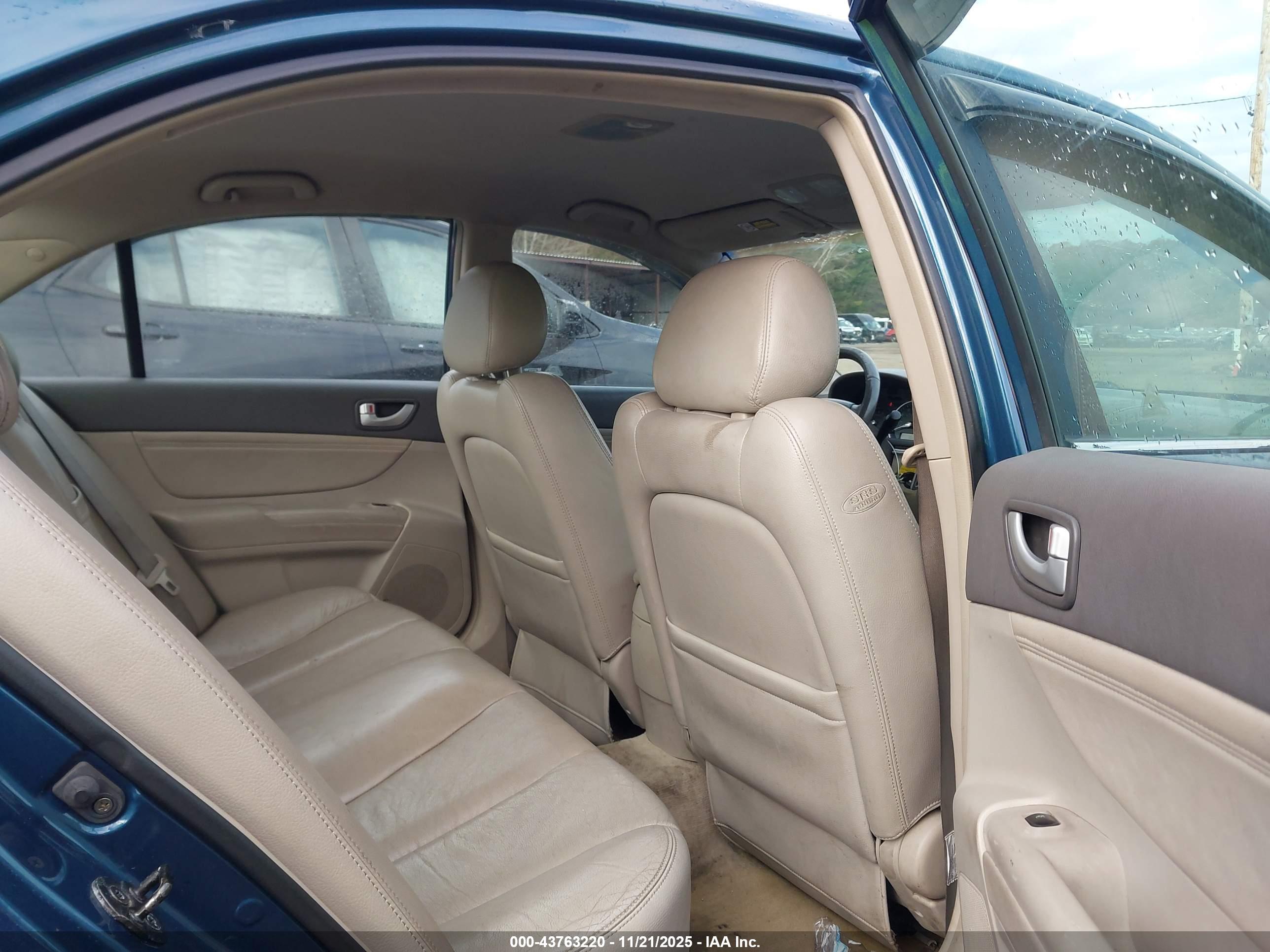 HYUNDAI SONATA image 8