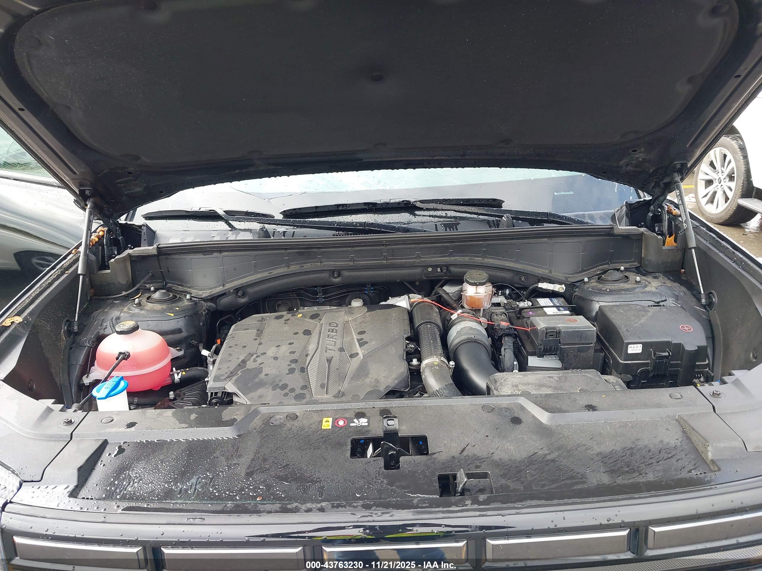 HYUNDAI SANTA image 10
