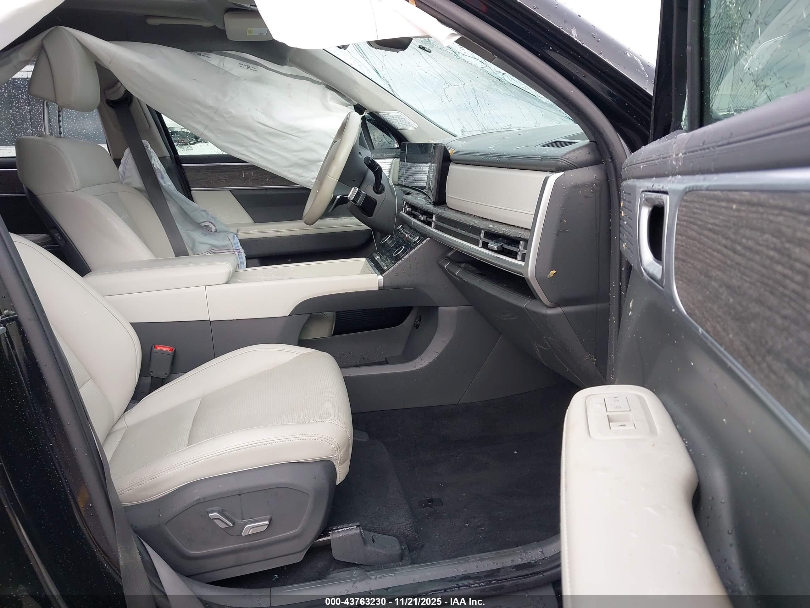 HYUNDAI SANTA image 5