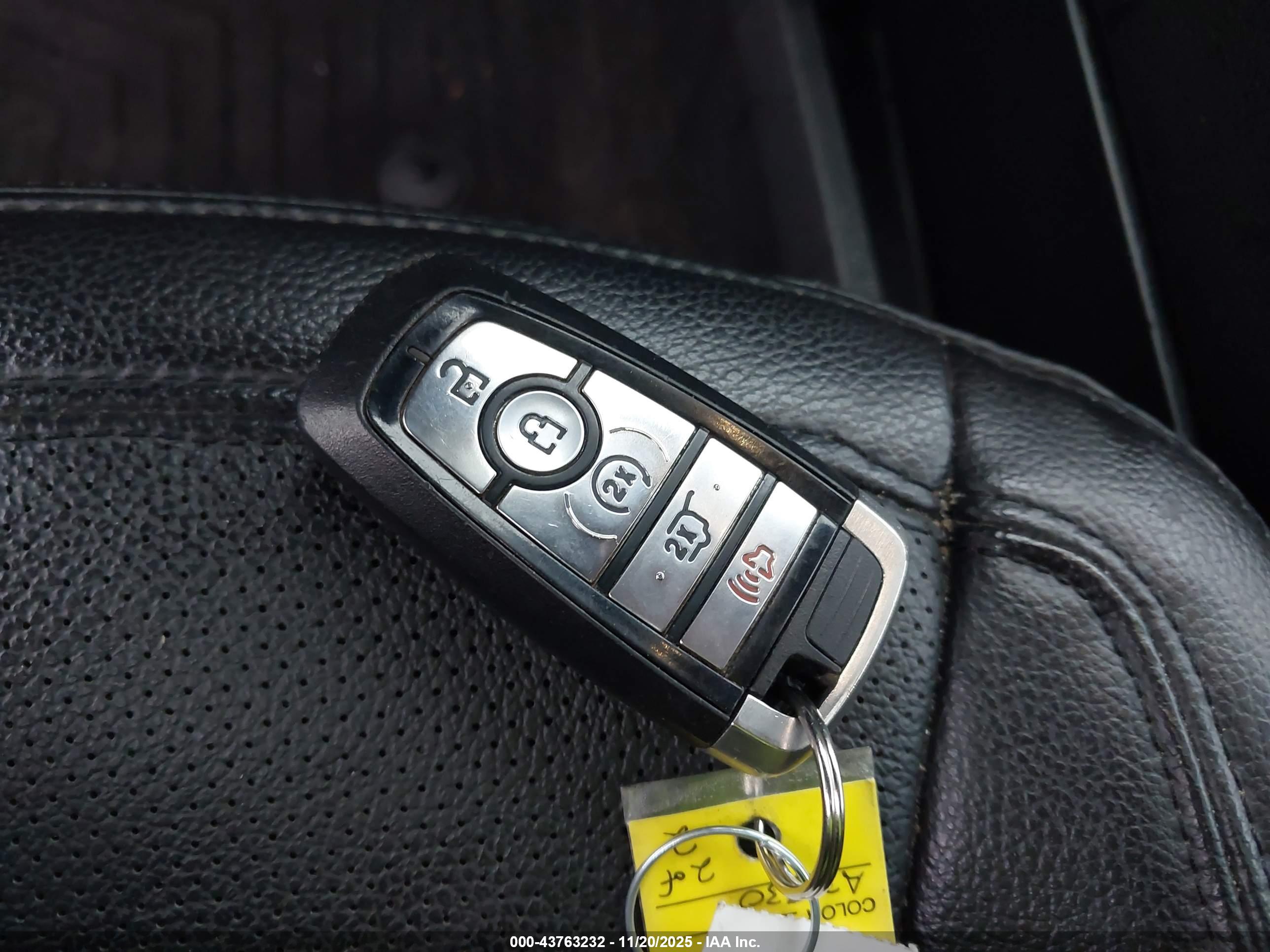 FORD EXPEDITION image 11