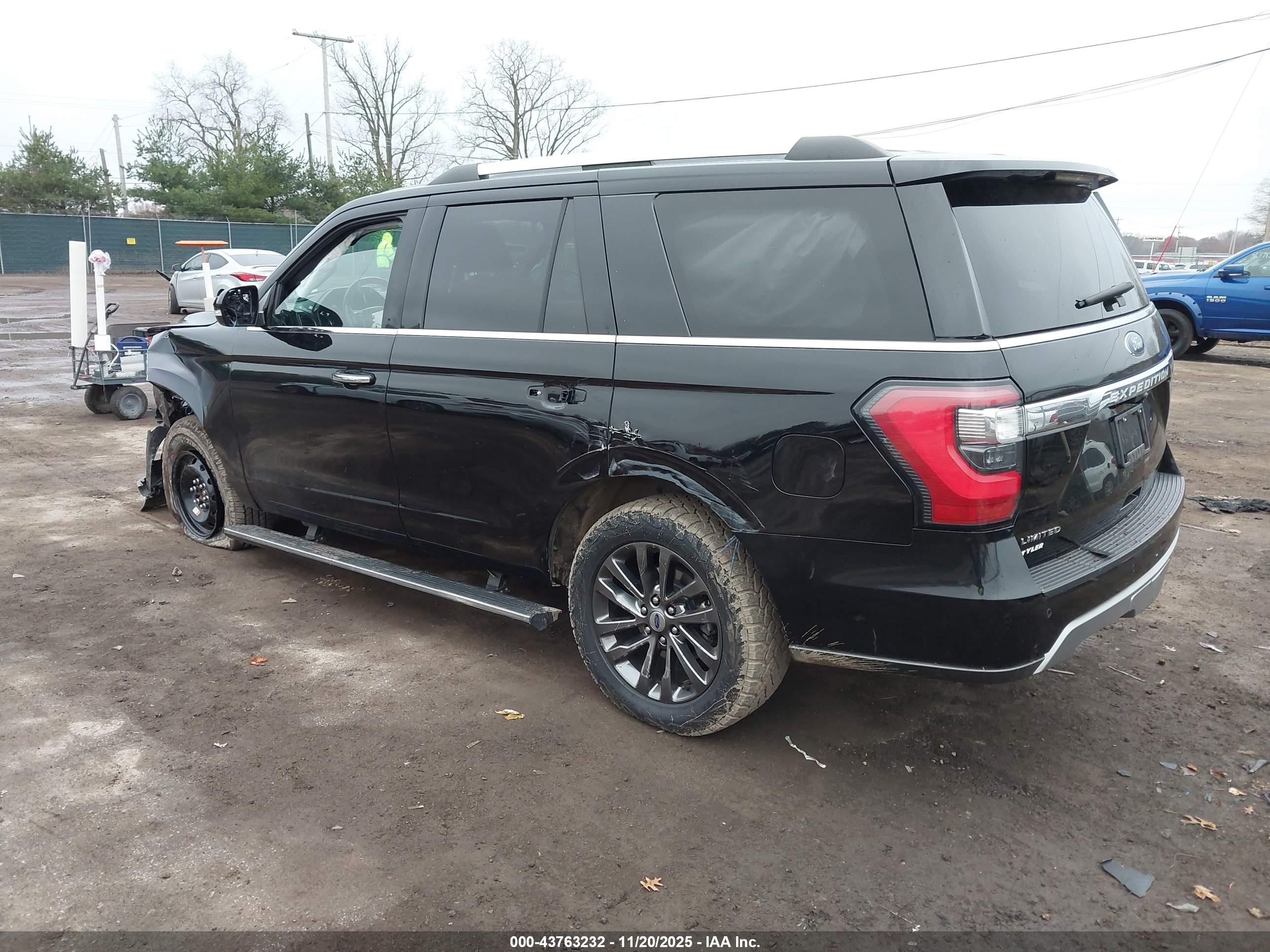 FORD EXPEDITION image 3