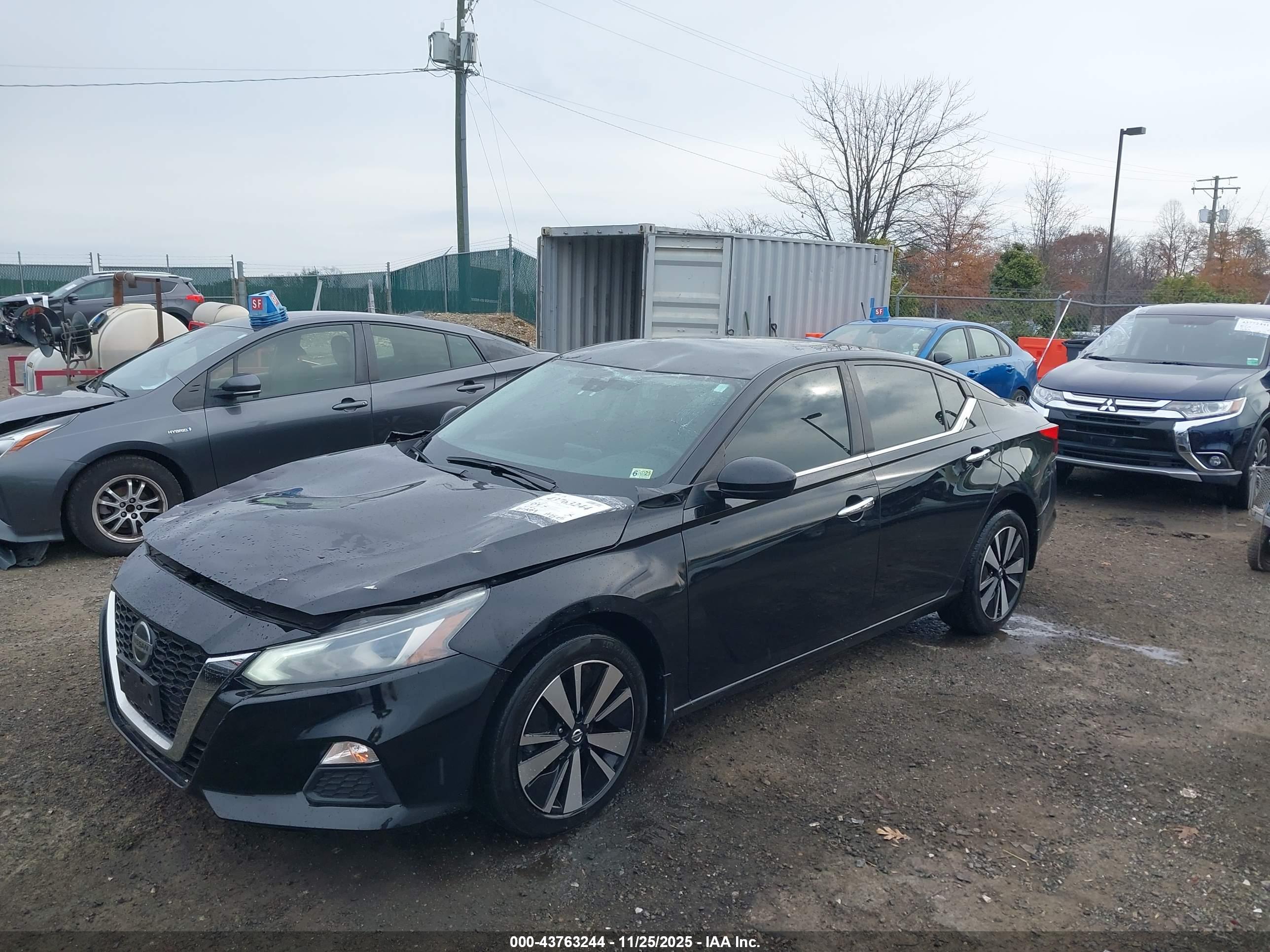 NISSAN ALTIMA image 2