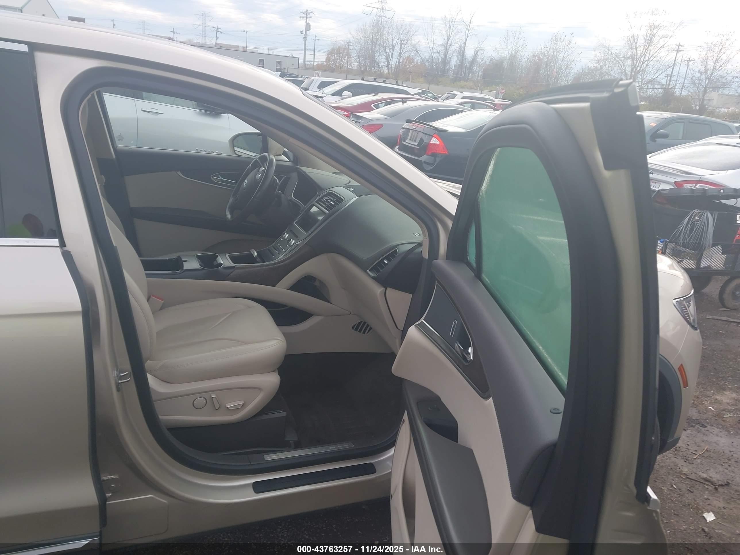 LINCOLN MKX image 5