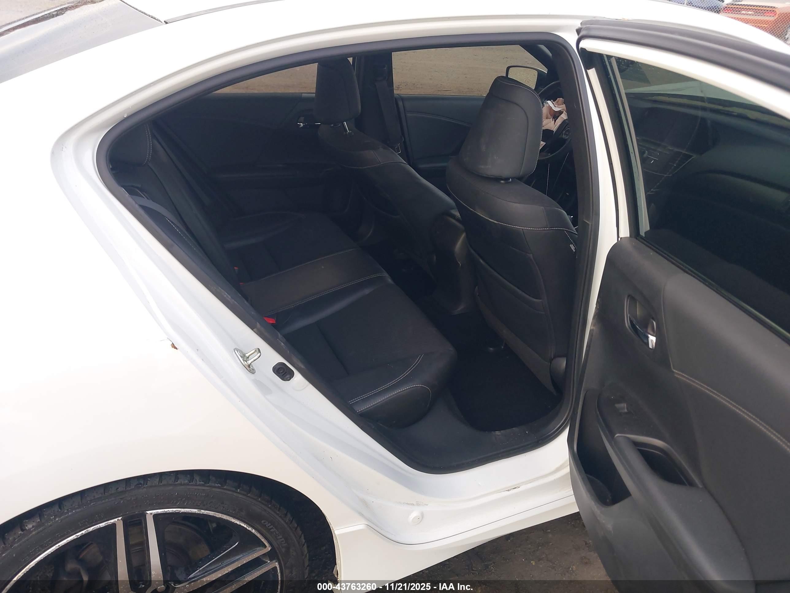 HONDA ACCORD image 8