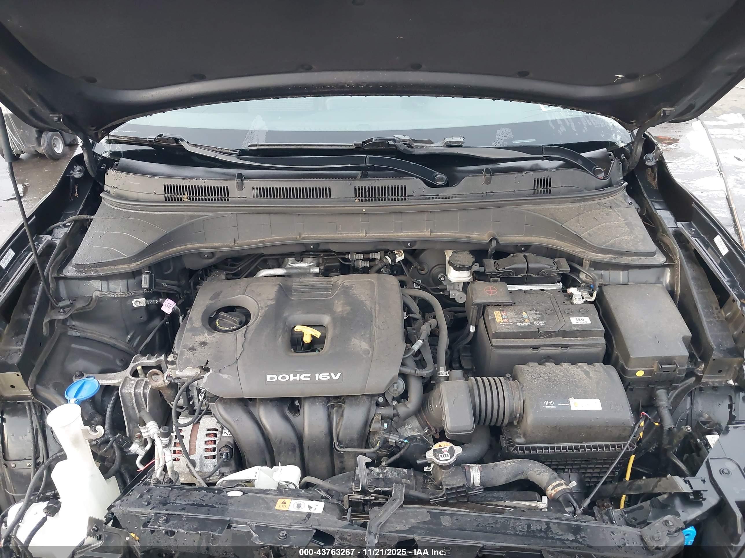 HYUNDAI KONA image 10