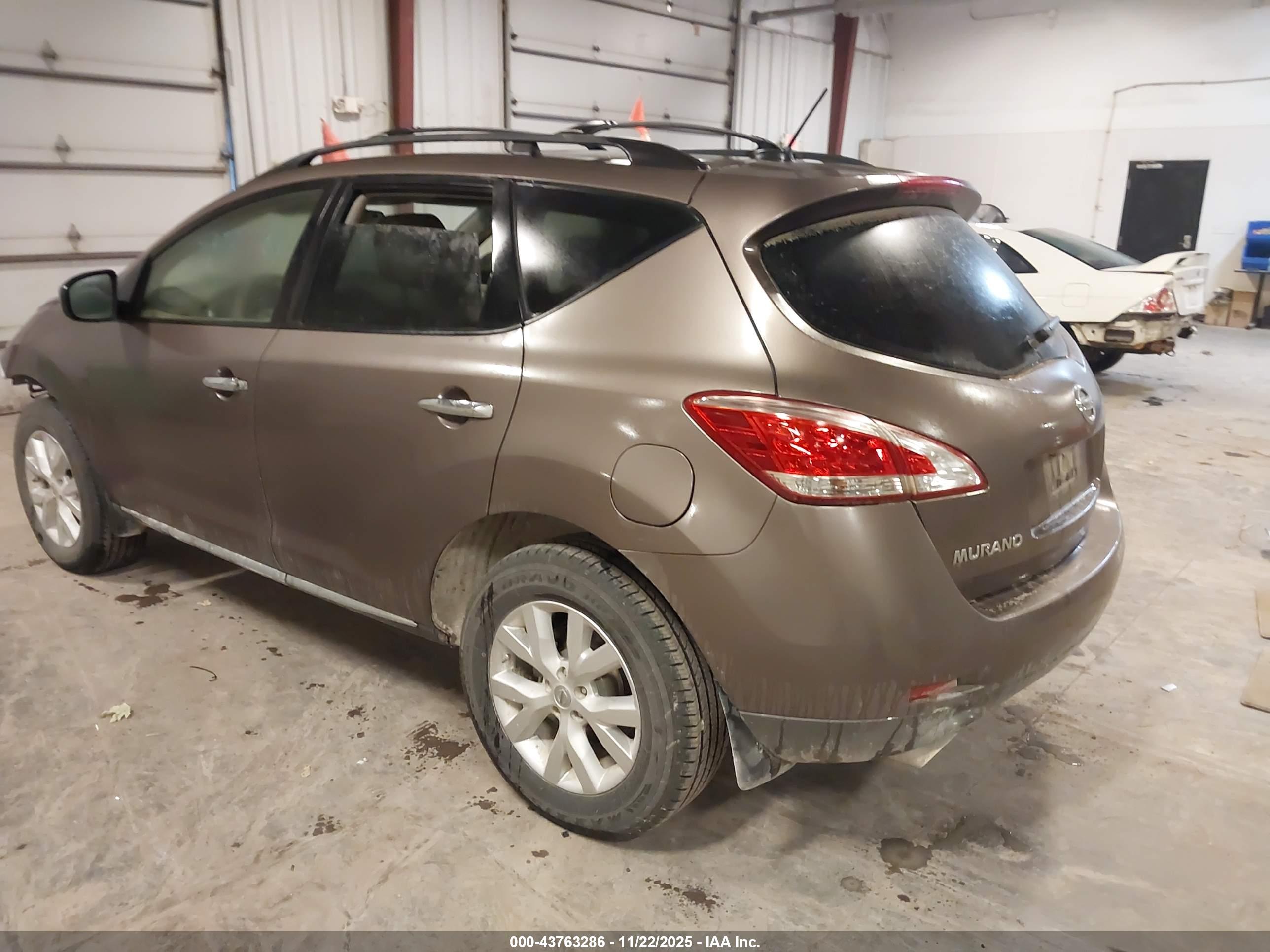 NISSAN MURANO image 3