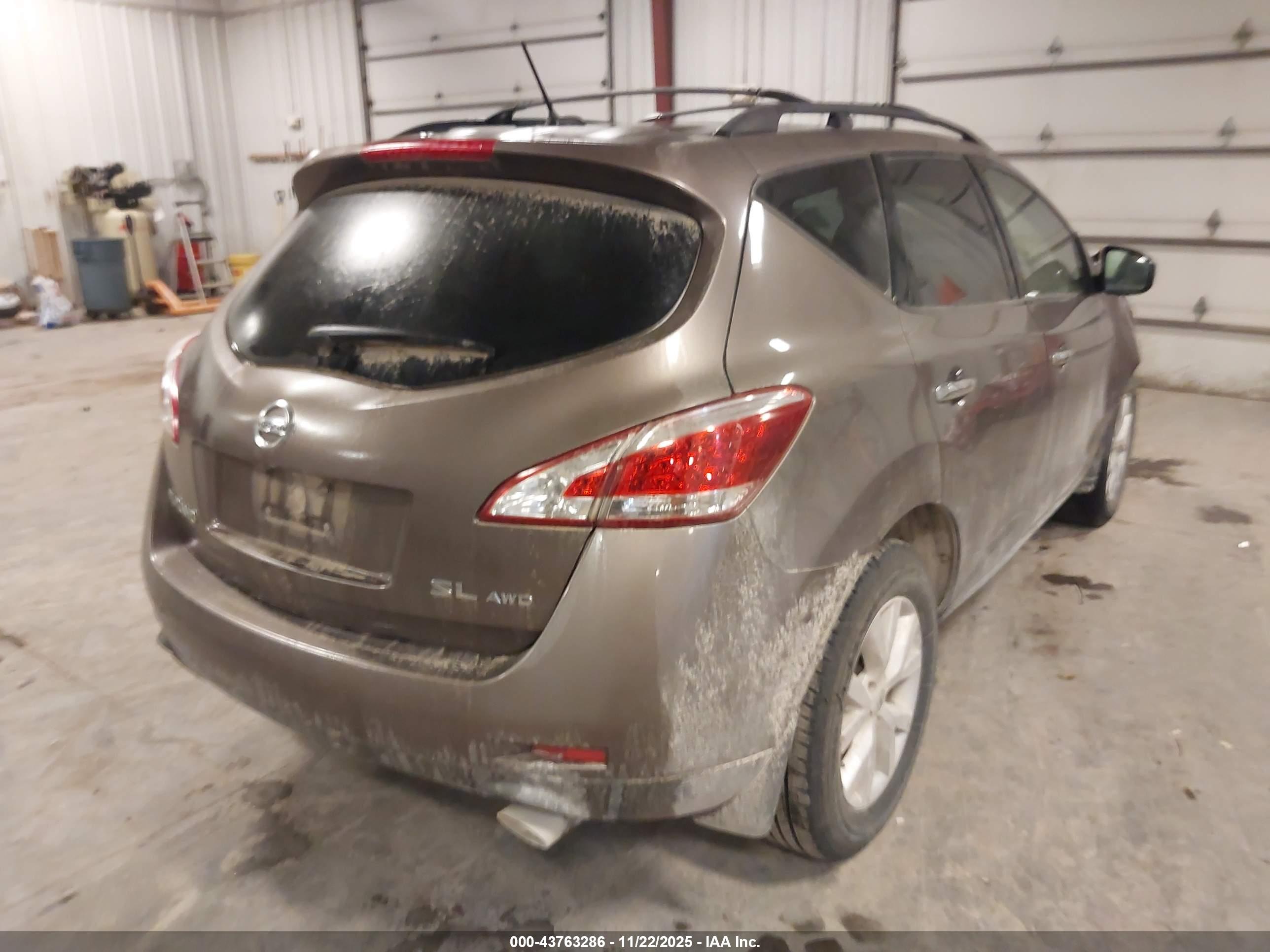 NISSAN MURANO image 4