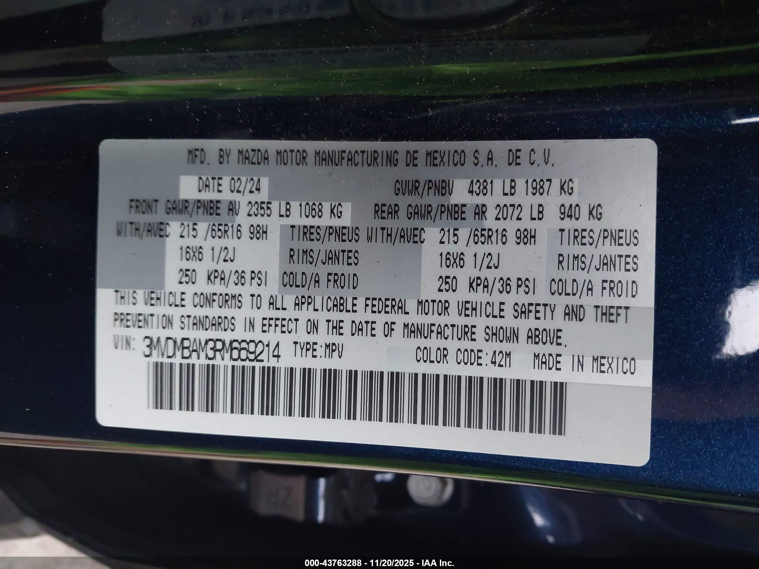 MAZDA CX-30 image 9