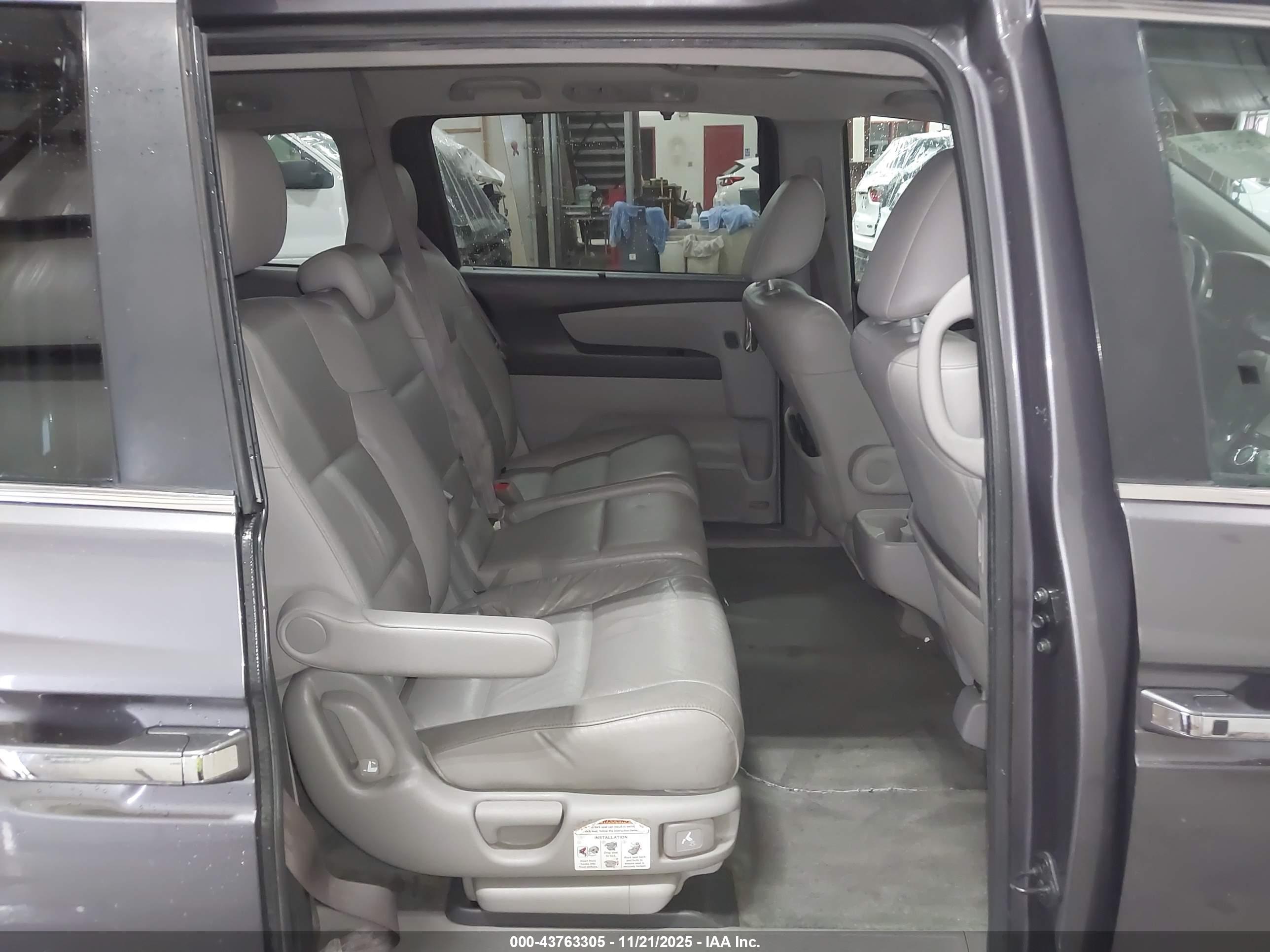HONDA ODYSSEY image 8