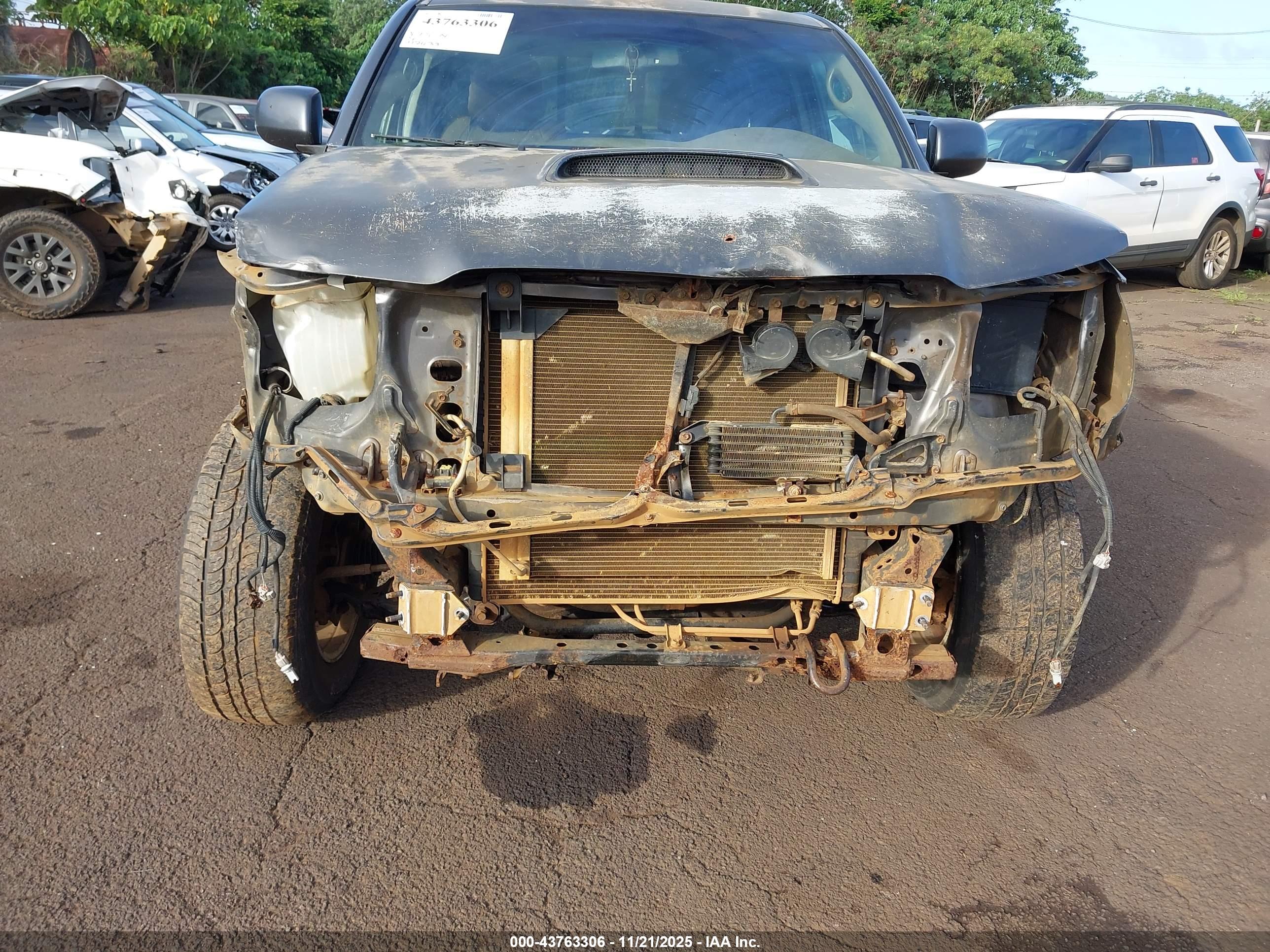 TOYOTA TACOMA image 6