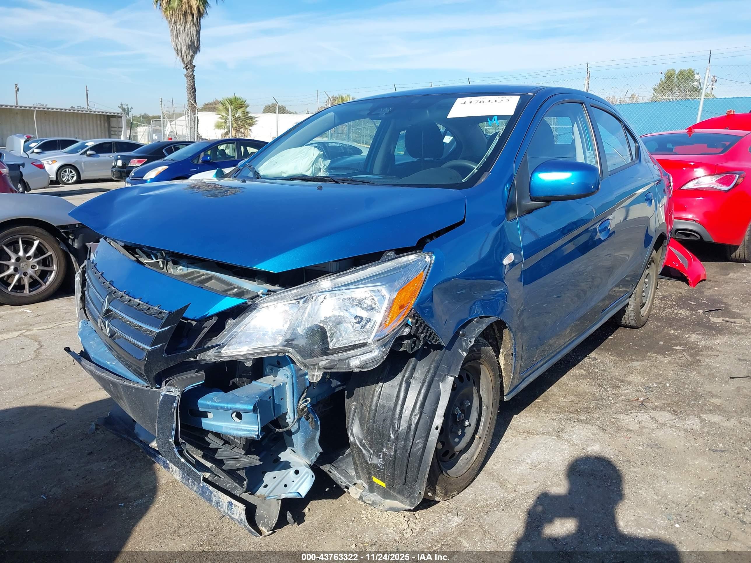 MITSUBISHI MIRAGE image 2
