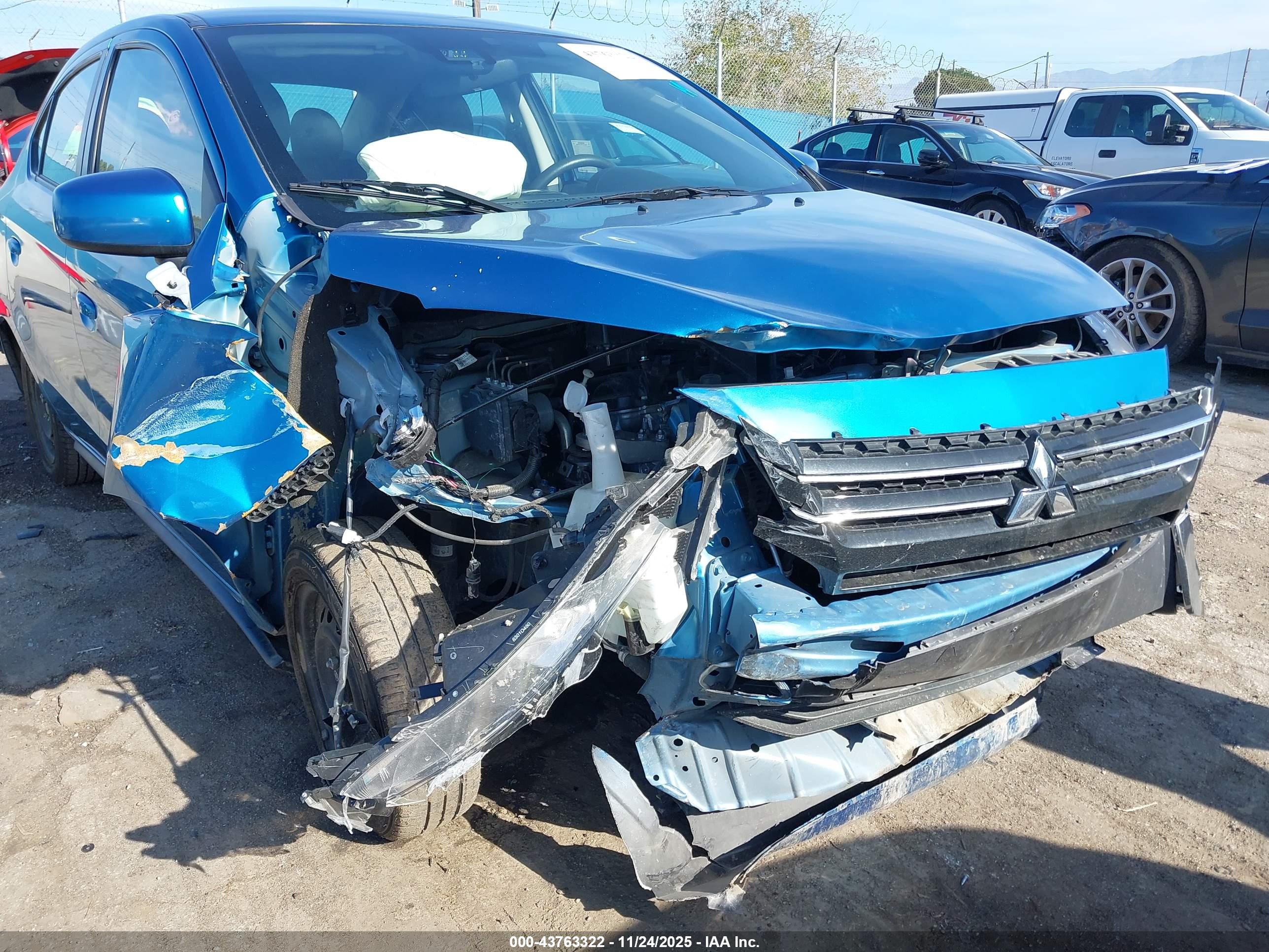 MITSUBISHI MIRAGE image 6