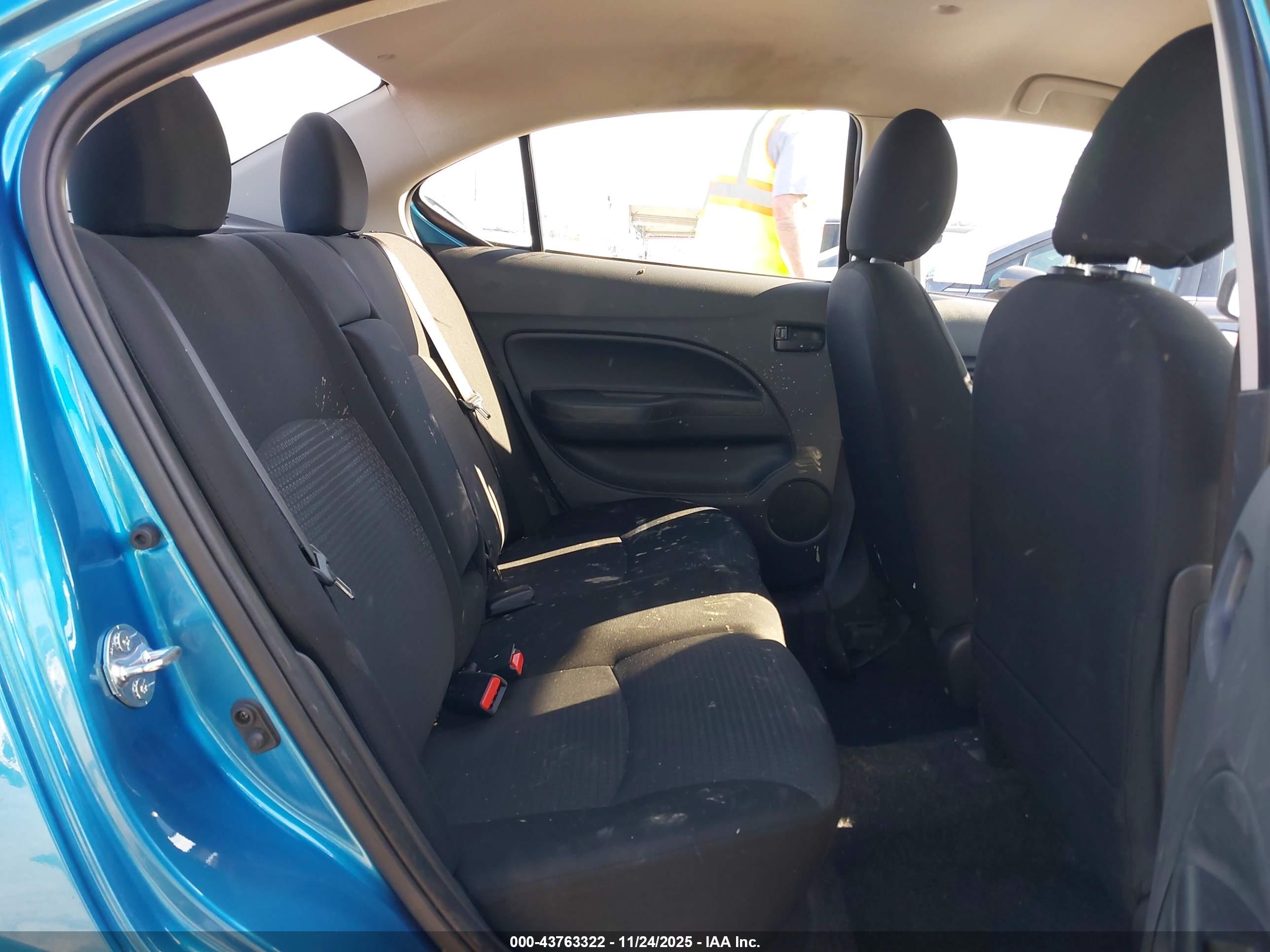 MITSUBISHI MIRAGE image 8