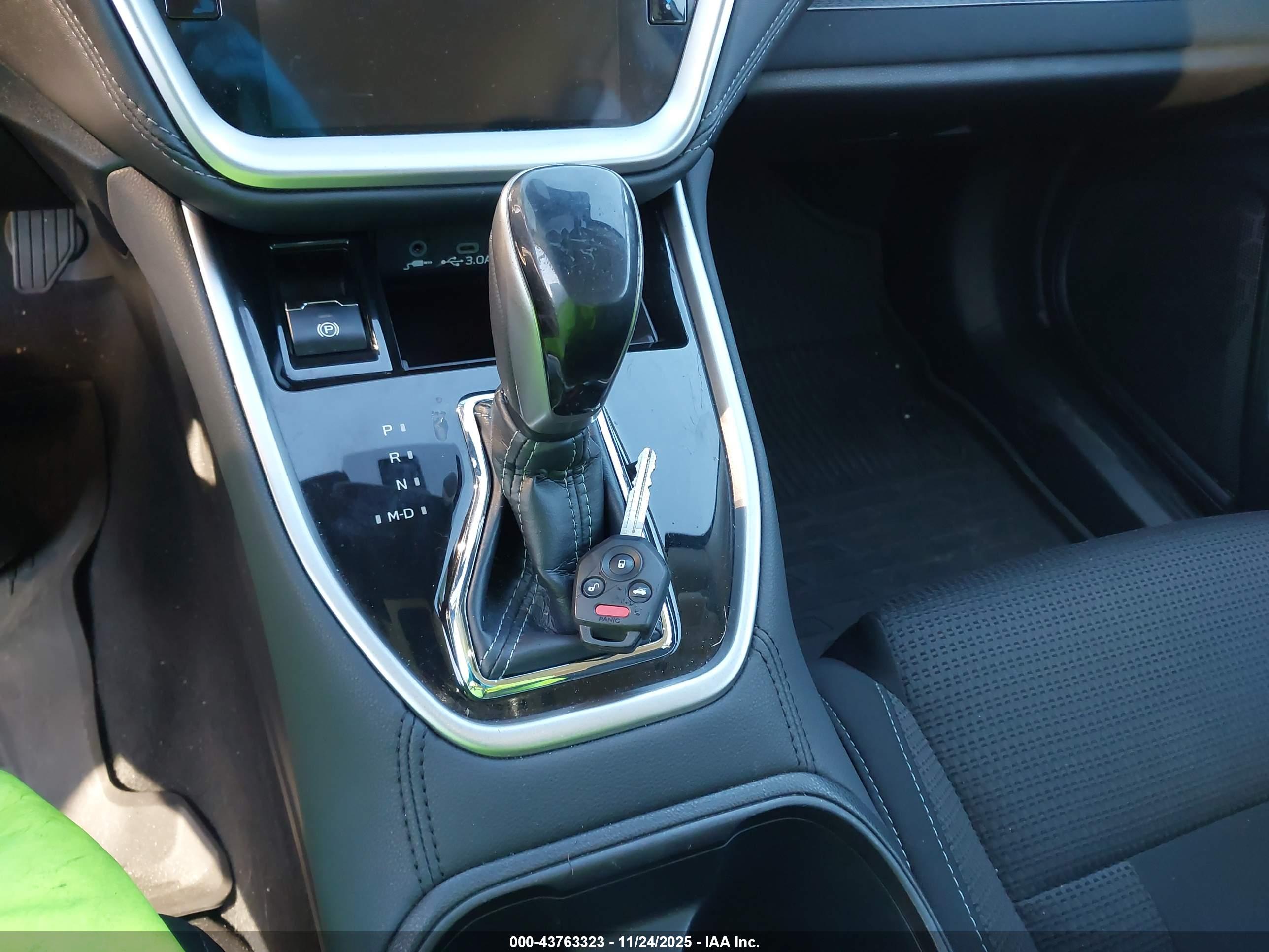SUBARU OUTBACK image 11