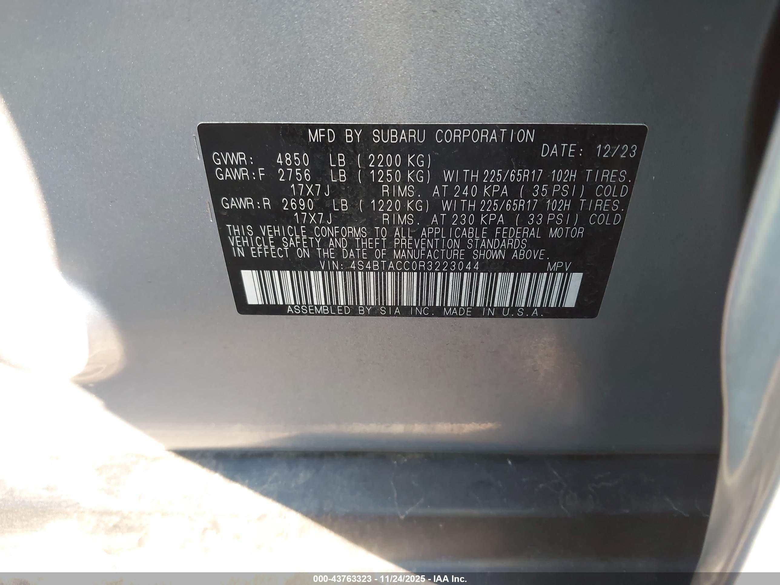 SUBARU OUTBACK image 9