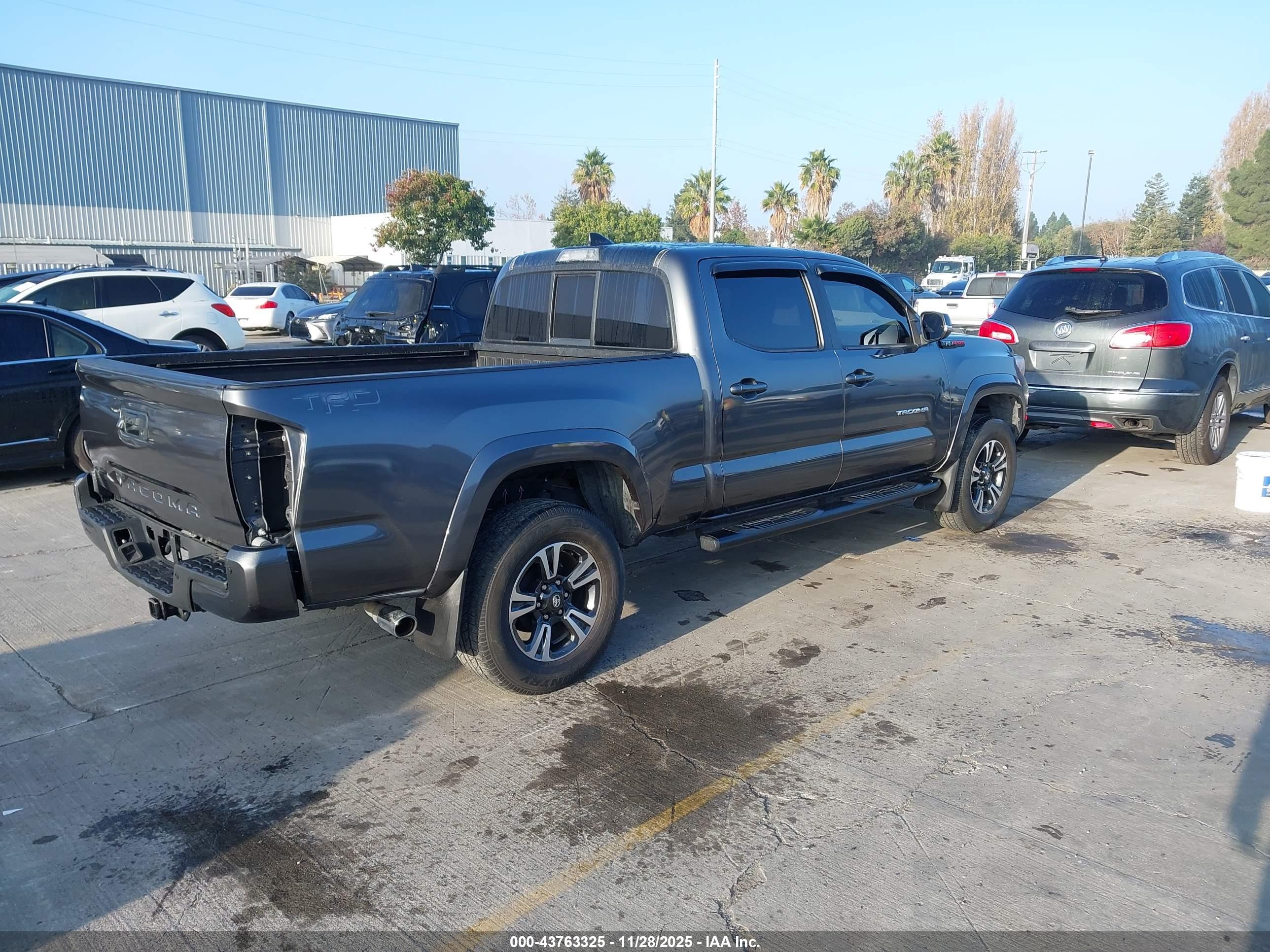 TOYOTA TACOMA image 4