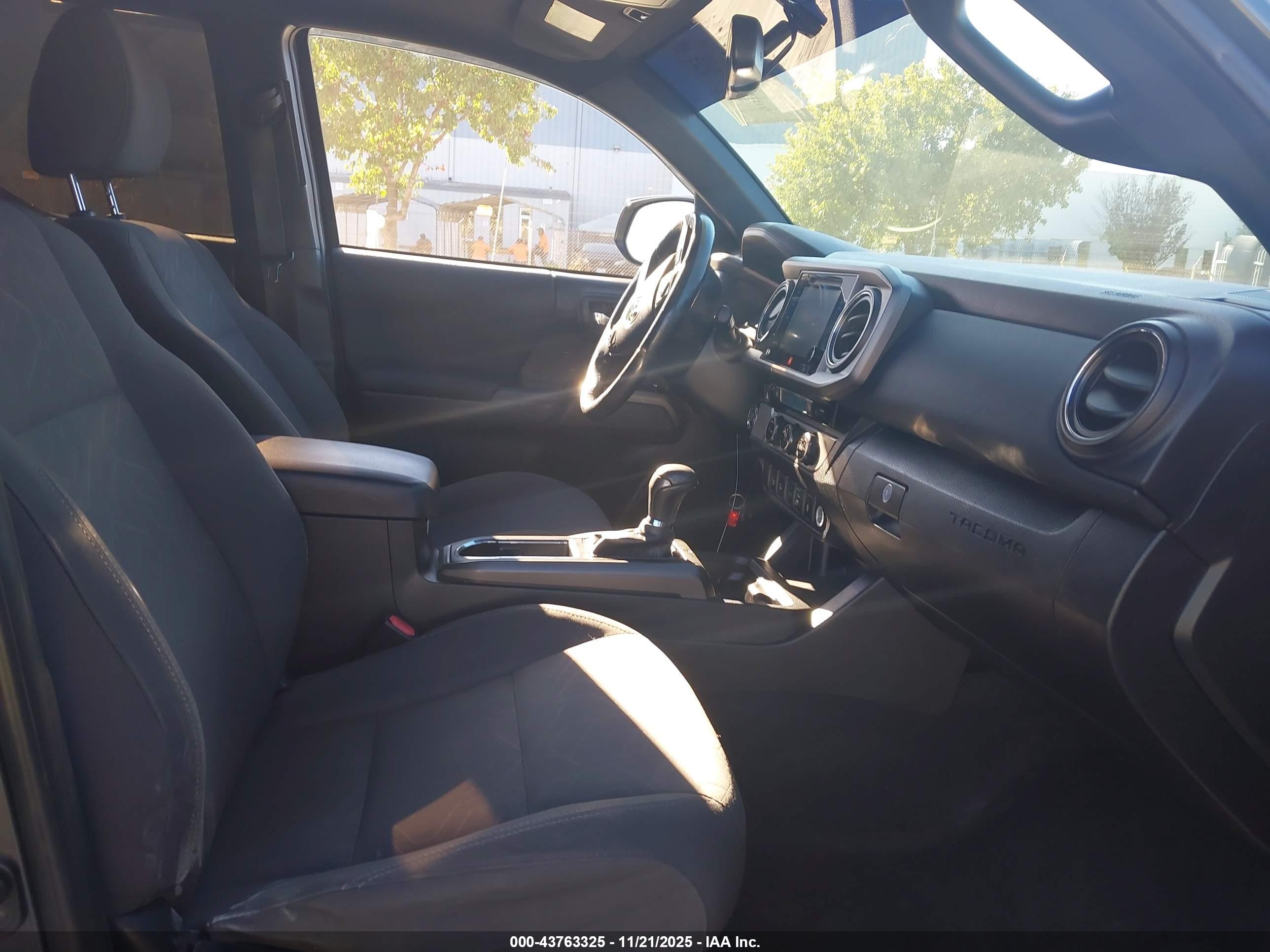 TOYOTA TACOMA image 5