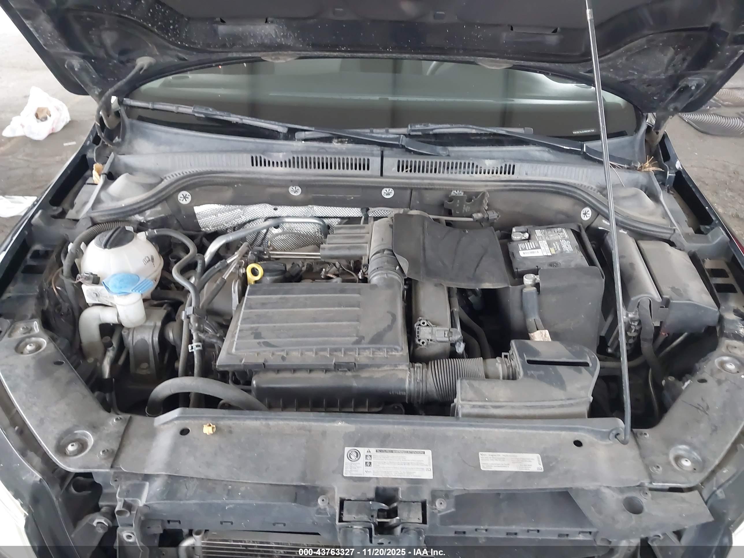 VOLKSWAGEN JETTA image 10