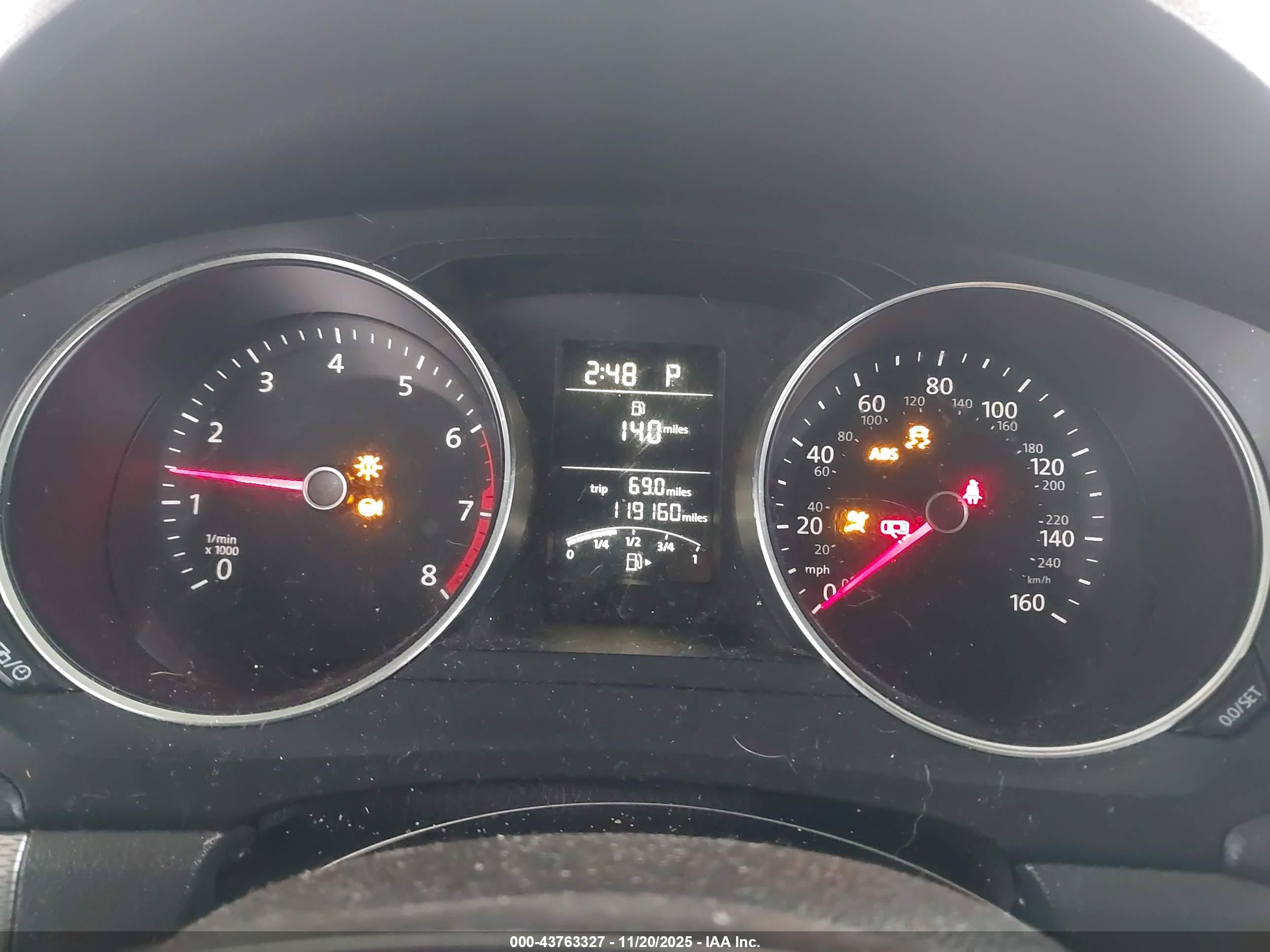 VOLKSWAGEN JETTA image 7