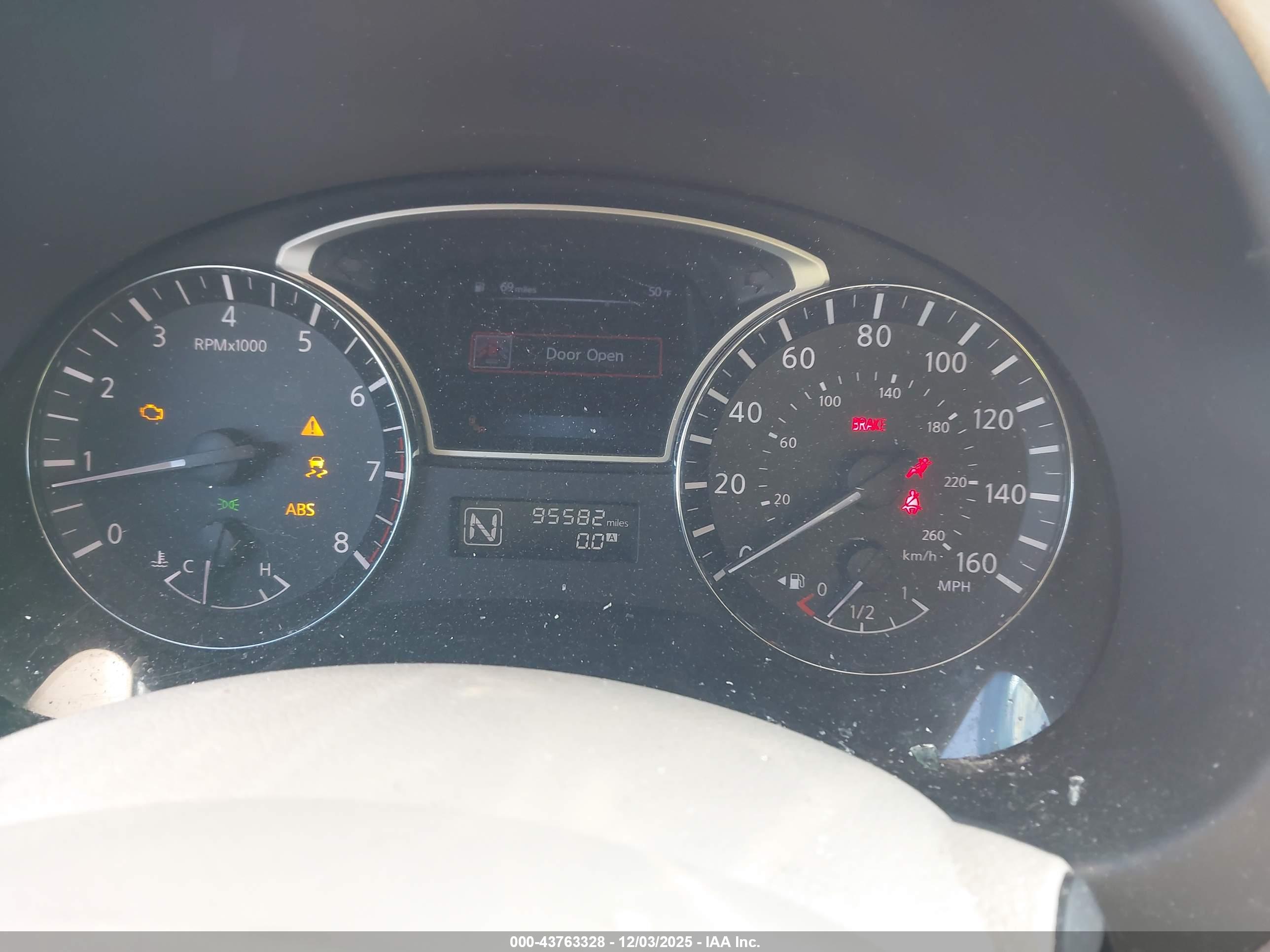 NISSAN ALTIMA image 7