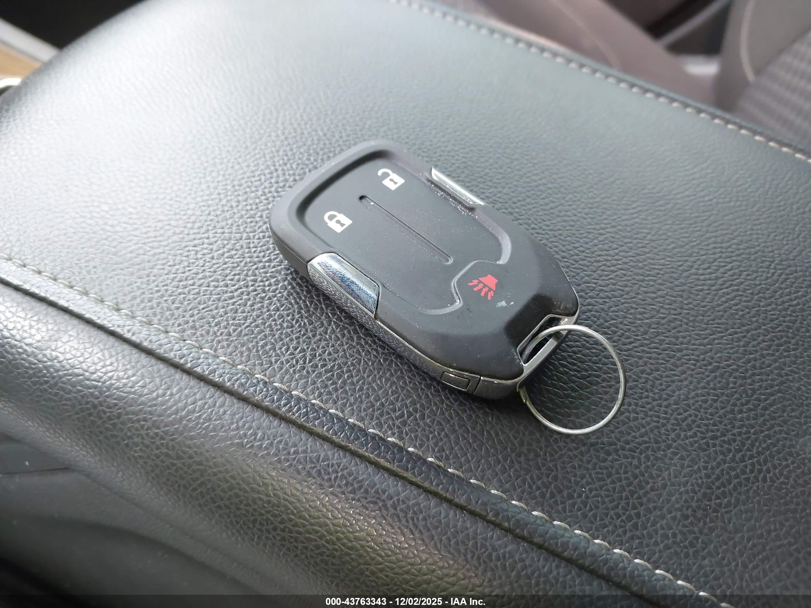 GMC ACADIA image 11