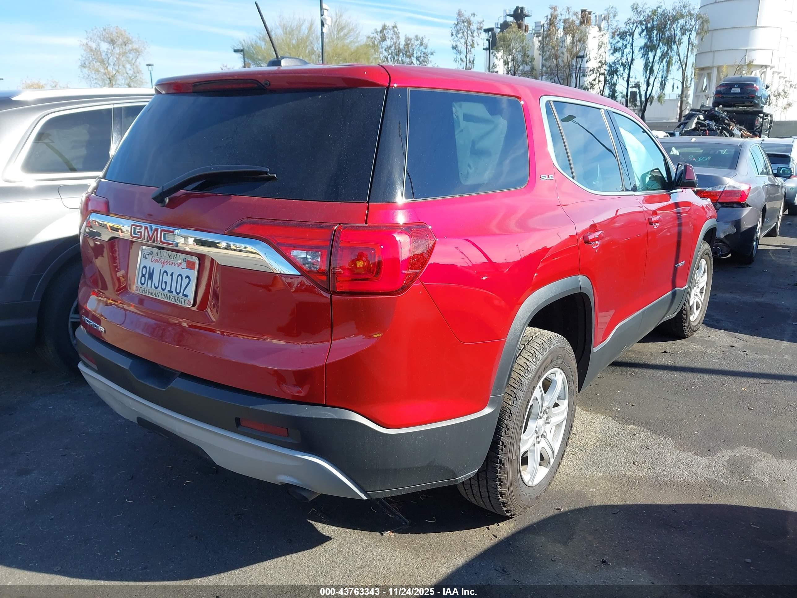 GMC ACADIA image 4