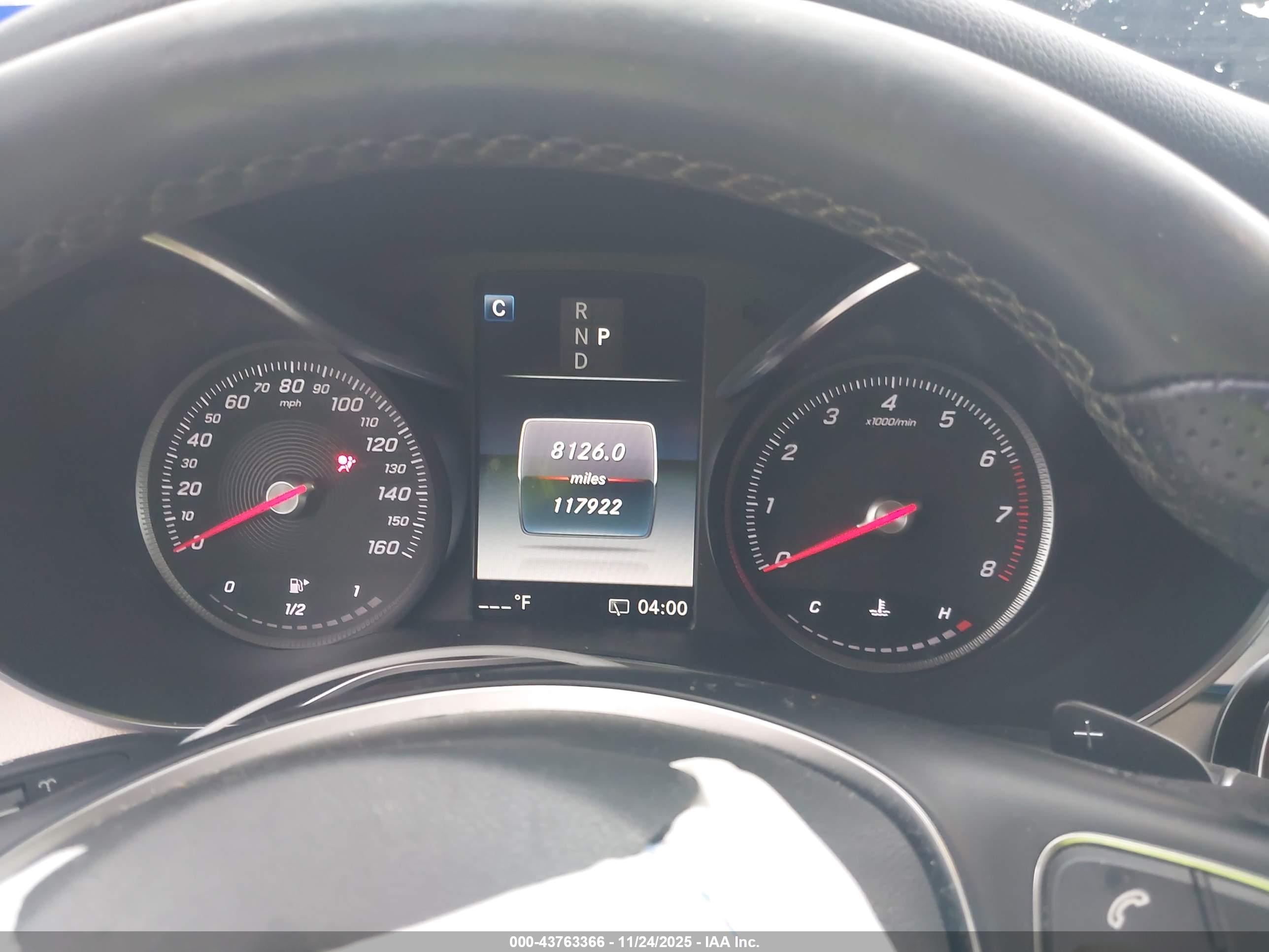 MERCEDES-BENZ GLC image 7