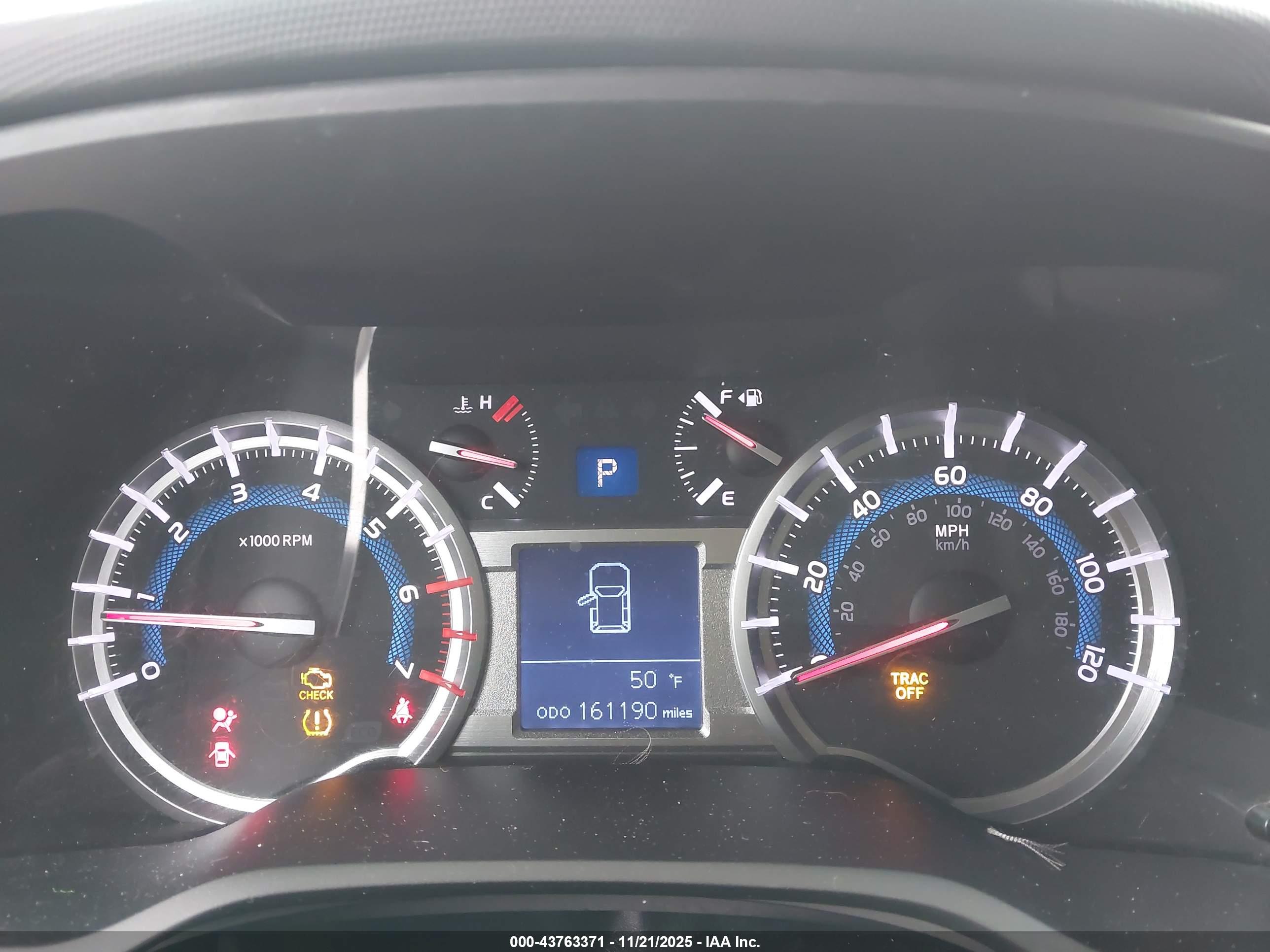 TOYOTA 4RUNNER image 7