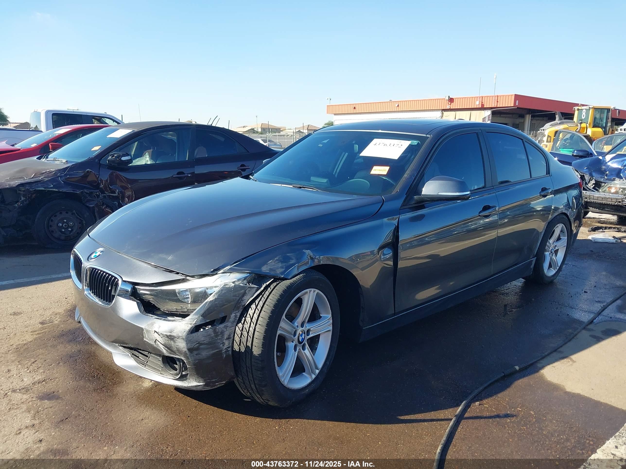 BMW 328I image 6