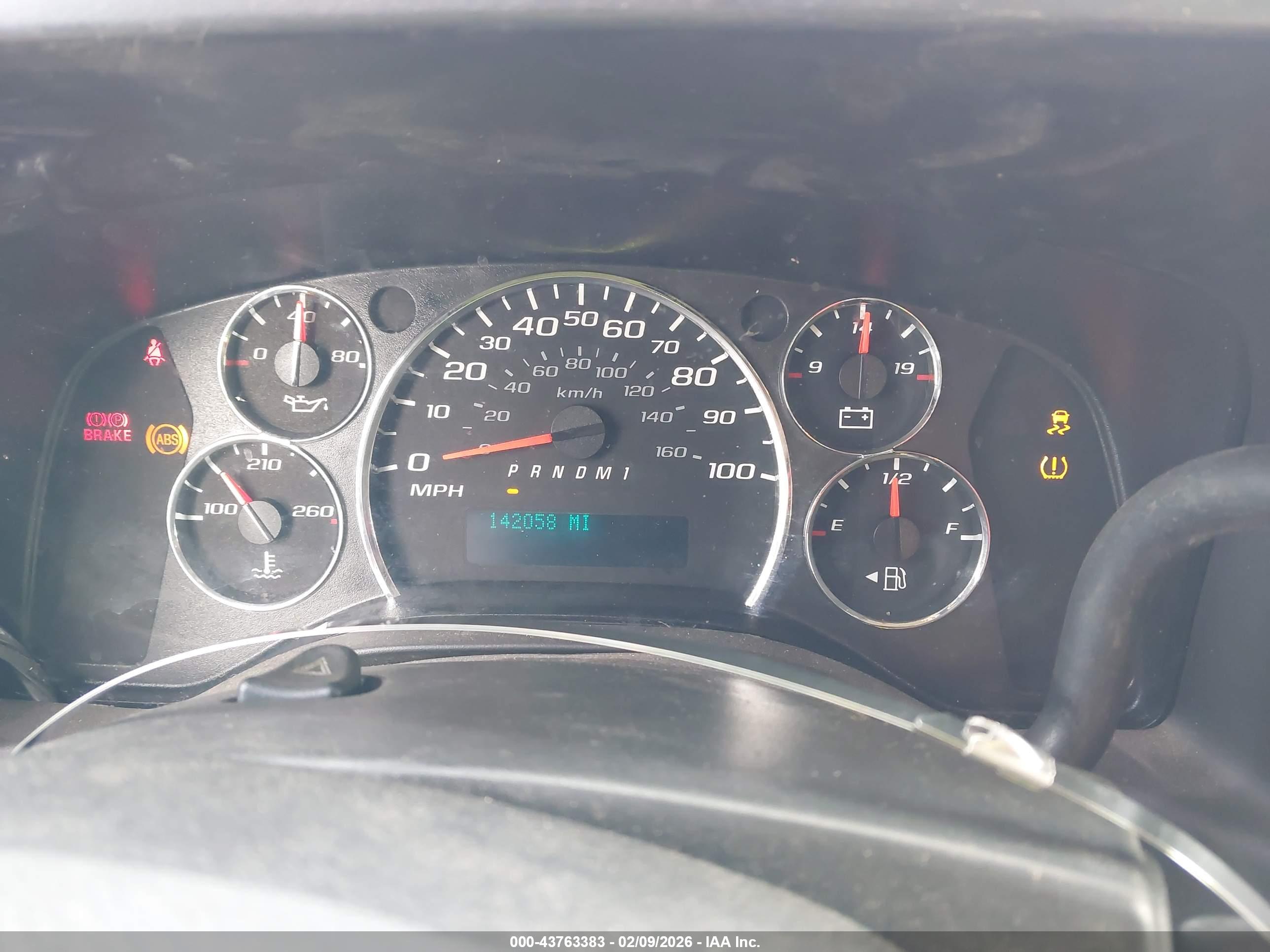 CHEVROLET EXPRESS image 7