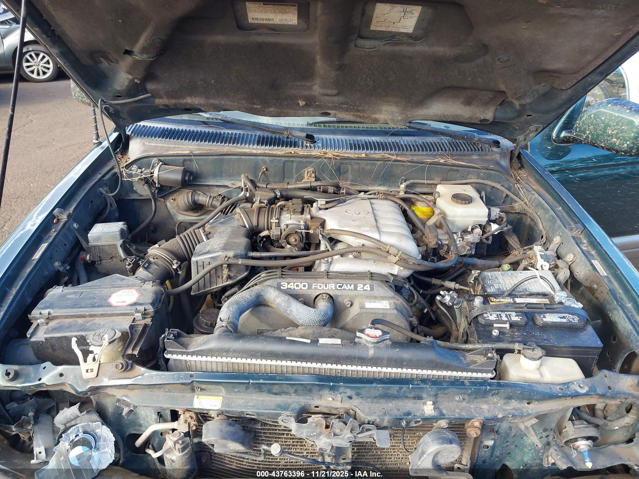 TOYOTA 4RUNNER image 10