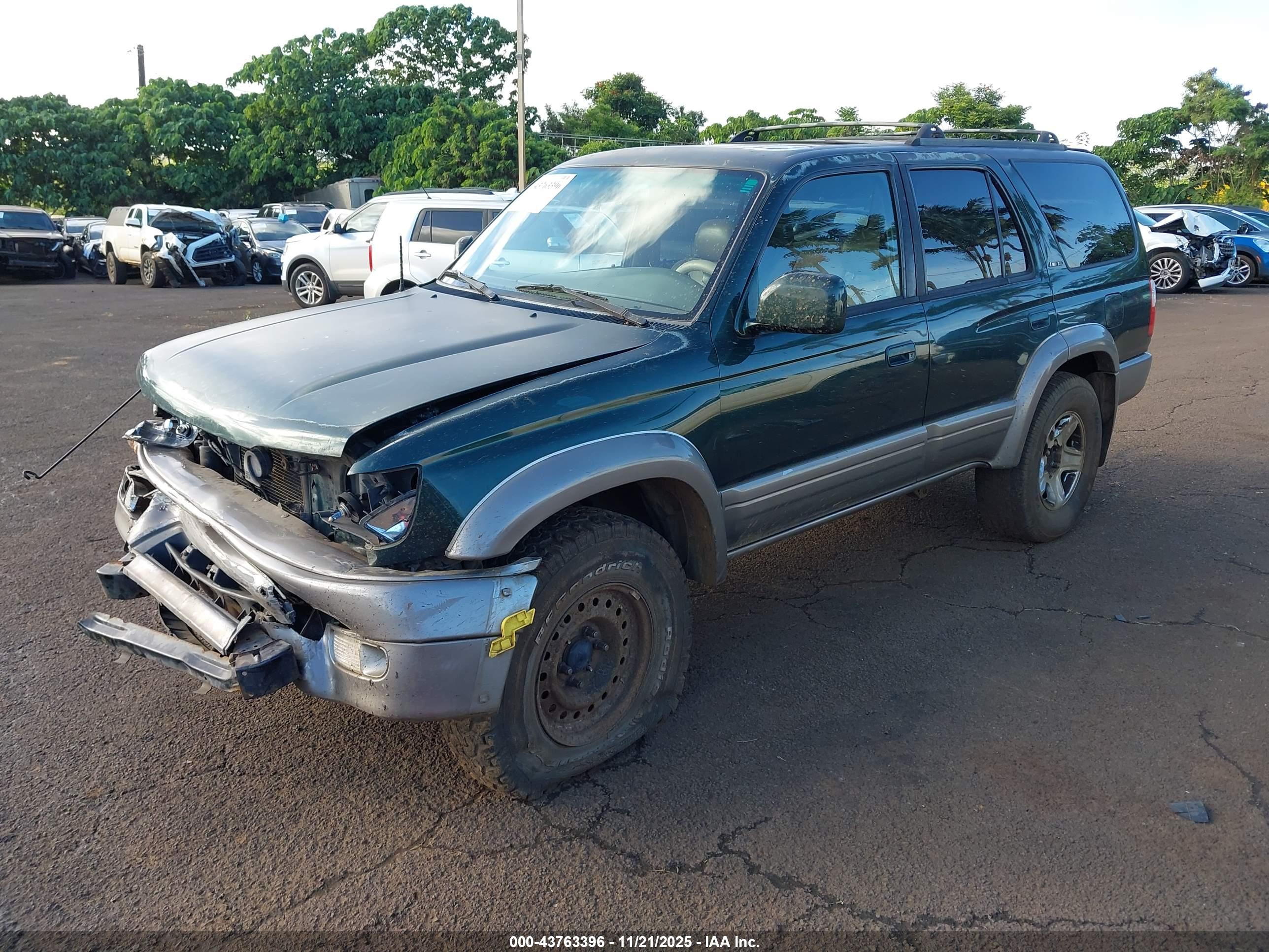 TOYOTA 4RUNNER image 2