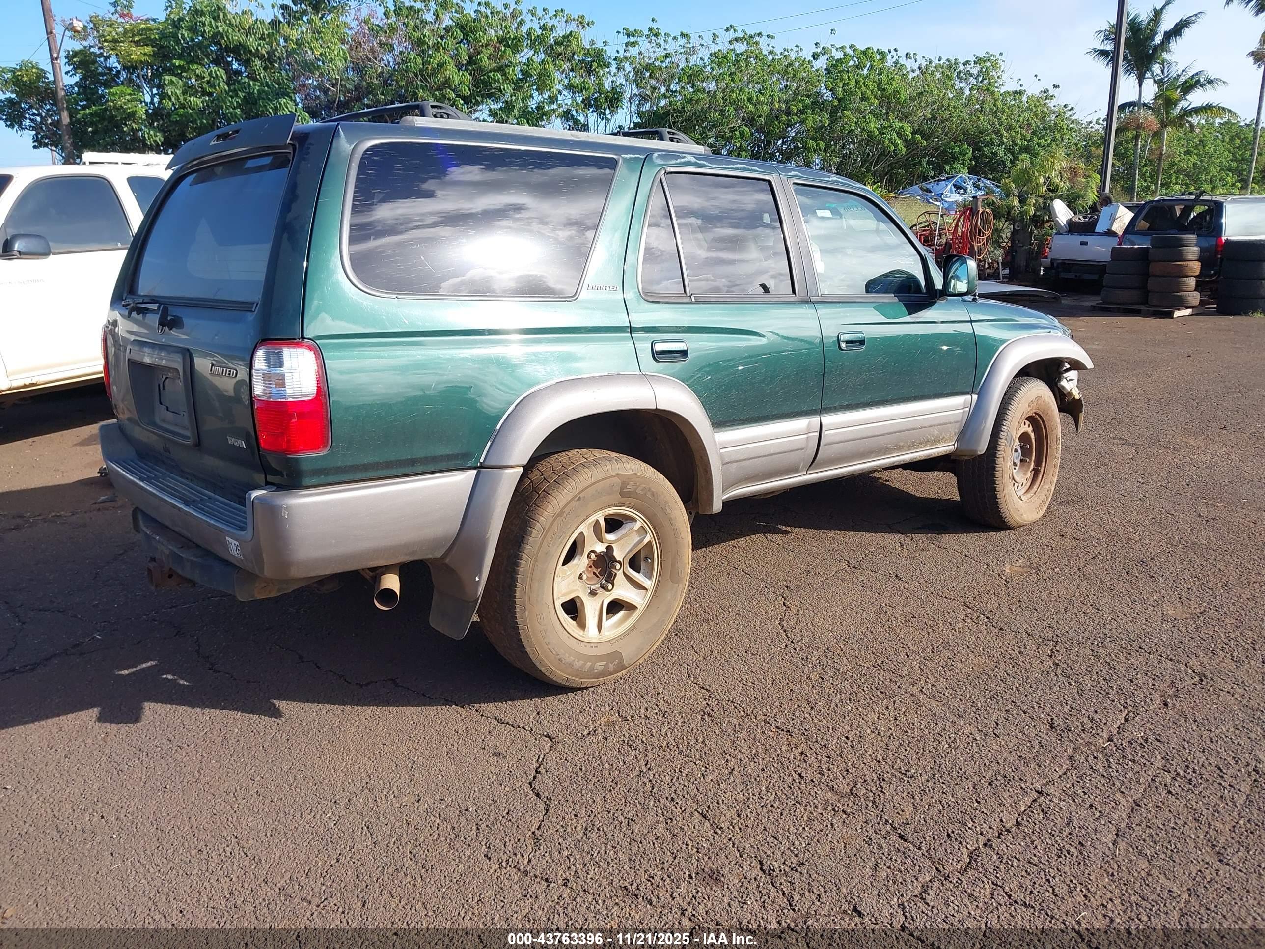 TOYOTA 4RUNNER image 4