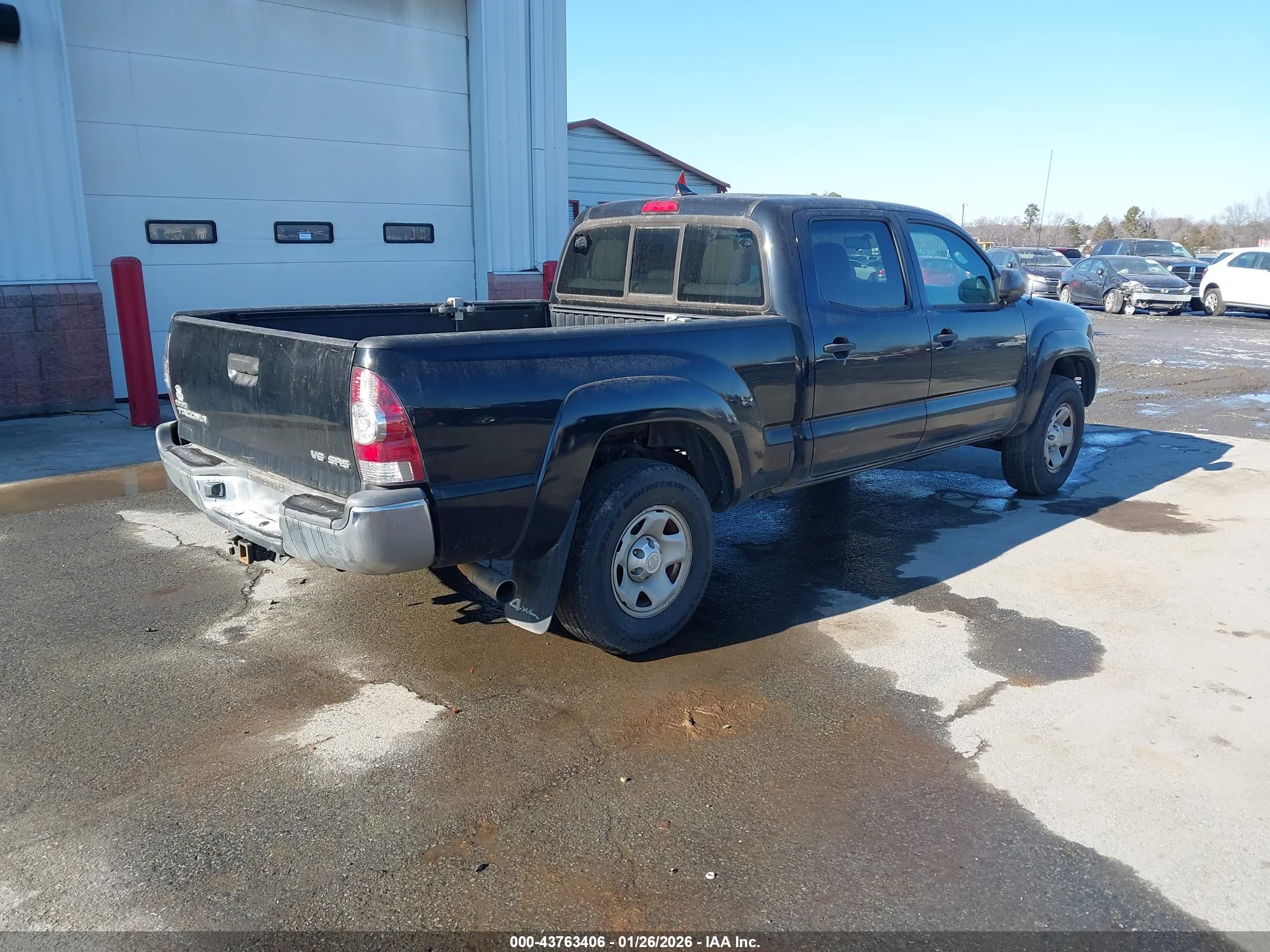 TOYOTA TACOMA image 4