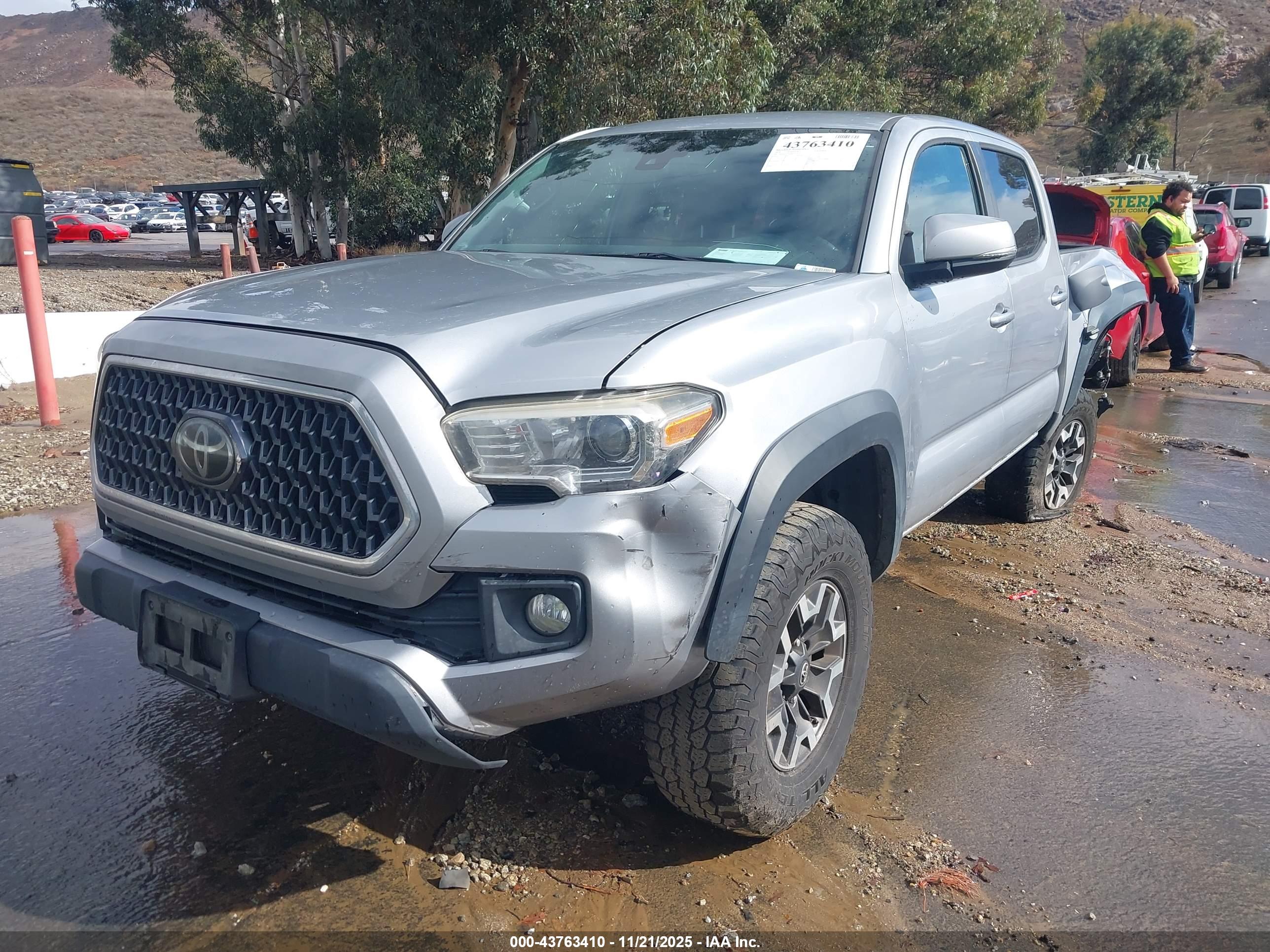 TOYOTA TACOMA image 2